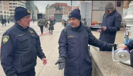 skrinšot redari i policija