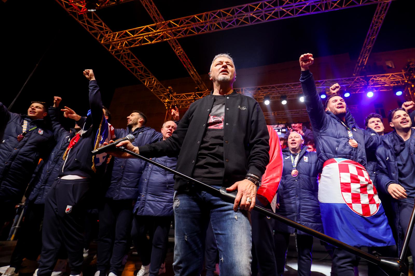 PXL_020226_145813740