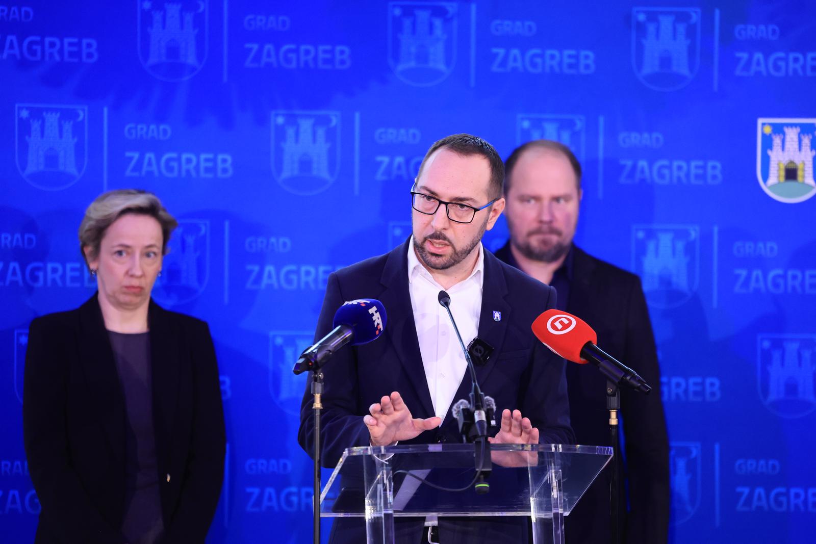 PXL_020226_145798803