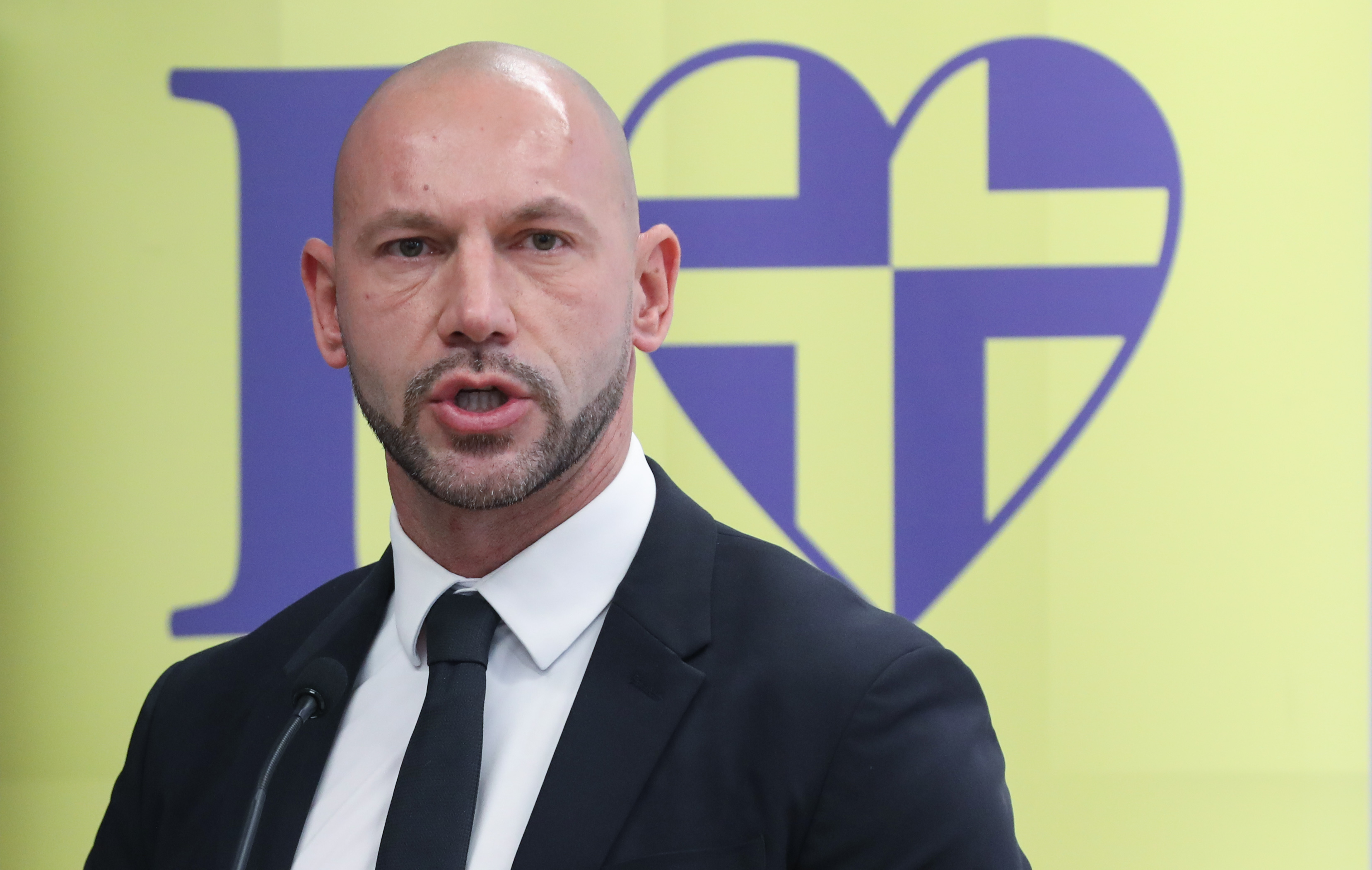 Ministar pravosudja, uprave i digitalne transformacije Damir Habijan, uz potpredsjednike Vlade Republike Hrvatske Branka Bacica, ministra prostornoga uredjenja, graditeljstva i drzavne imovine, Davora Bozinovica, ministra unutarnjih poslova