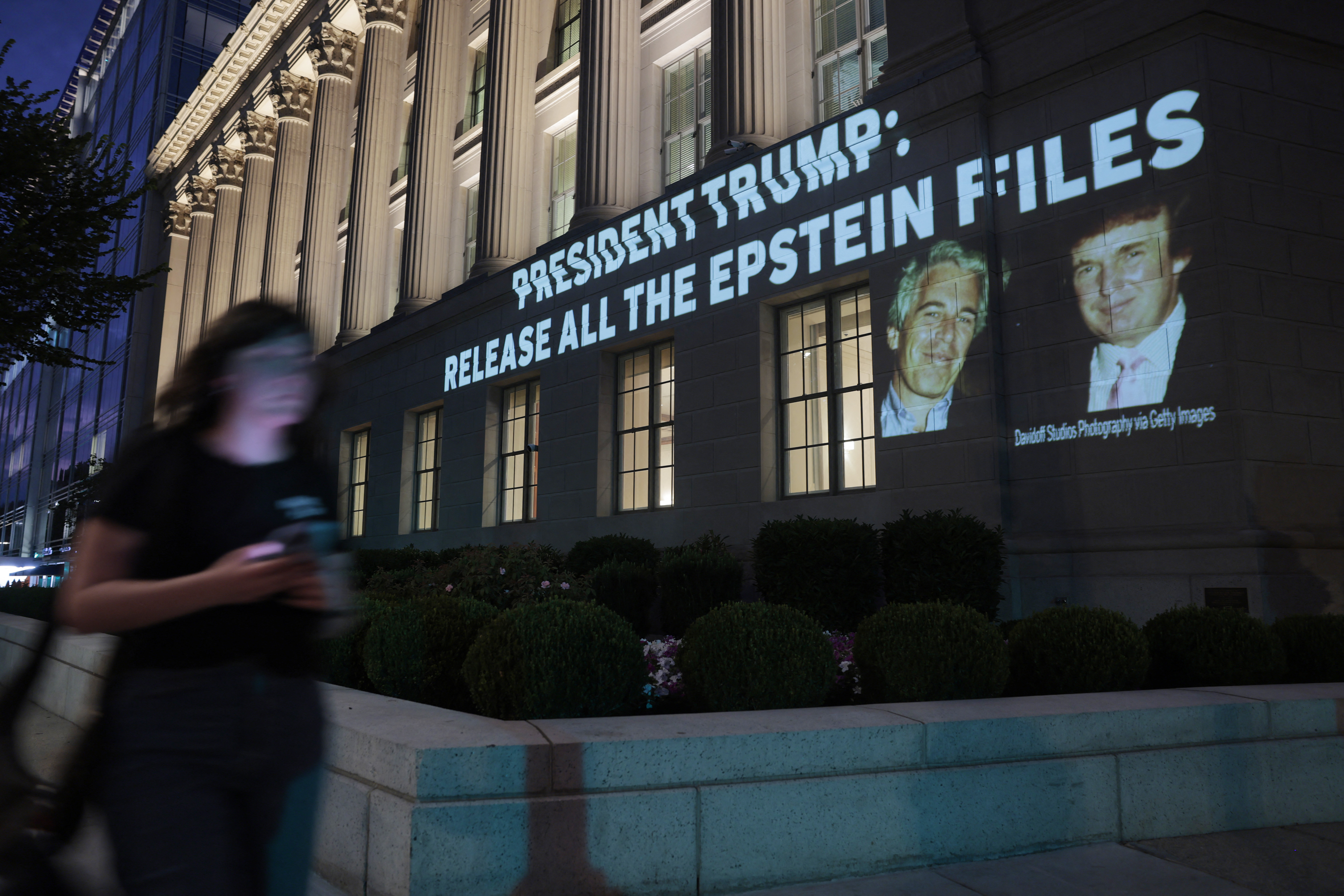 WASHINGTON, DC - JULY 18: words “President Trump: Release All the Epstein Files”, Anna Moneymaker/Getty Images/AFP (Photo by Anna Moneymaker / GETTY IMAGES NORTH AMERICA / Getty Images via AFP)