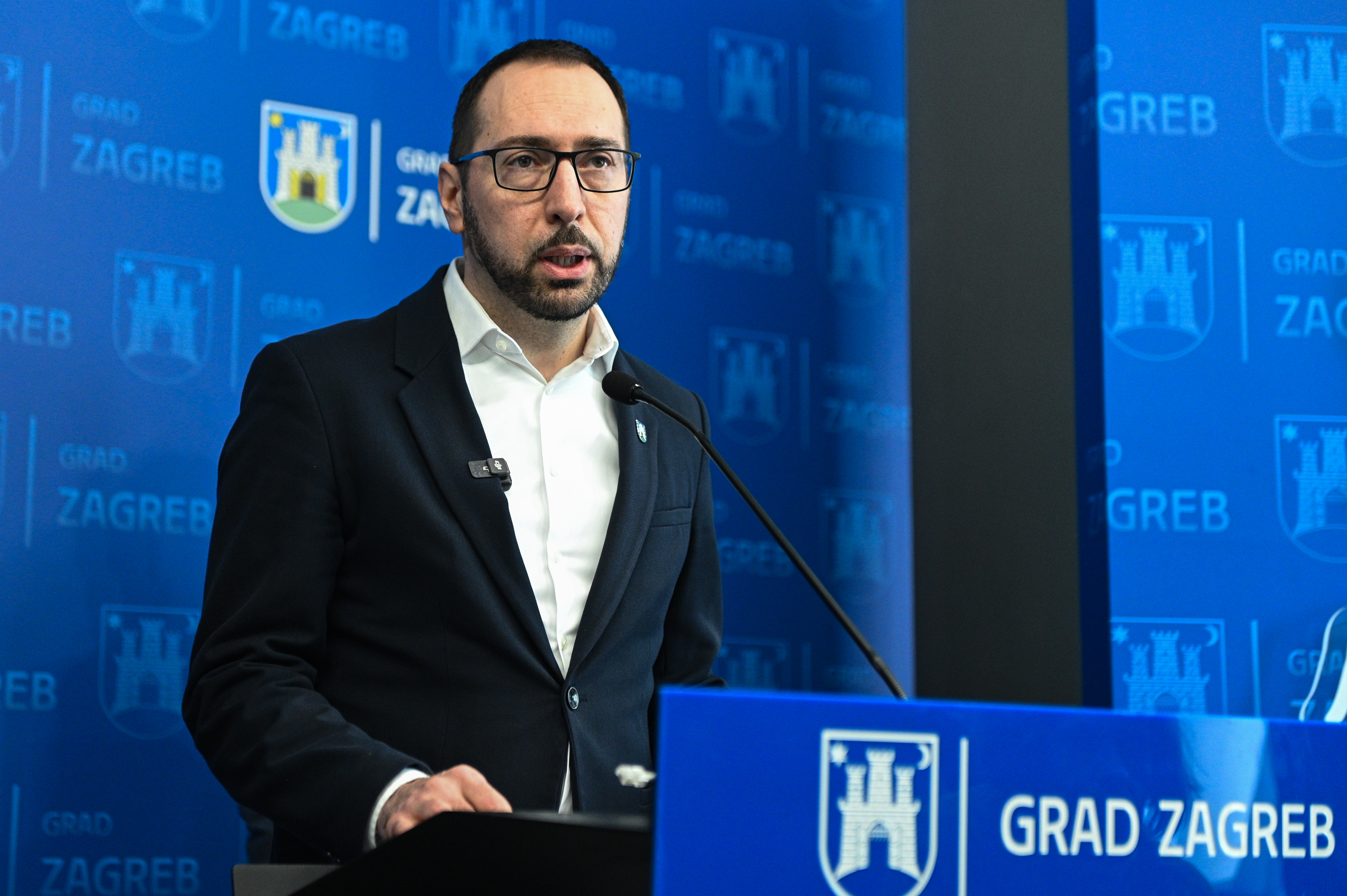 Pres konferenica Tomisava Tomasevica u vezi jucerasnjeg doceka rukometasa. Photo: Luka Antunac/PIXSELL