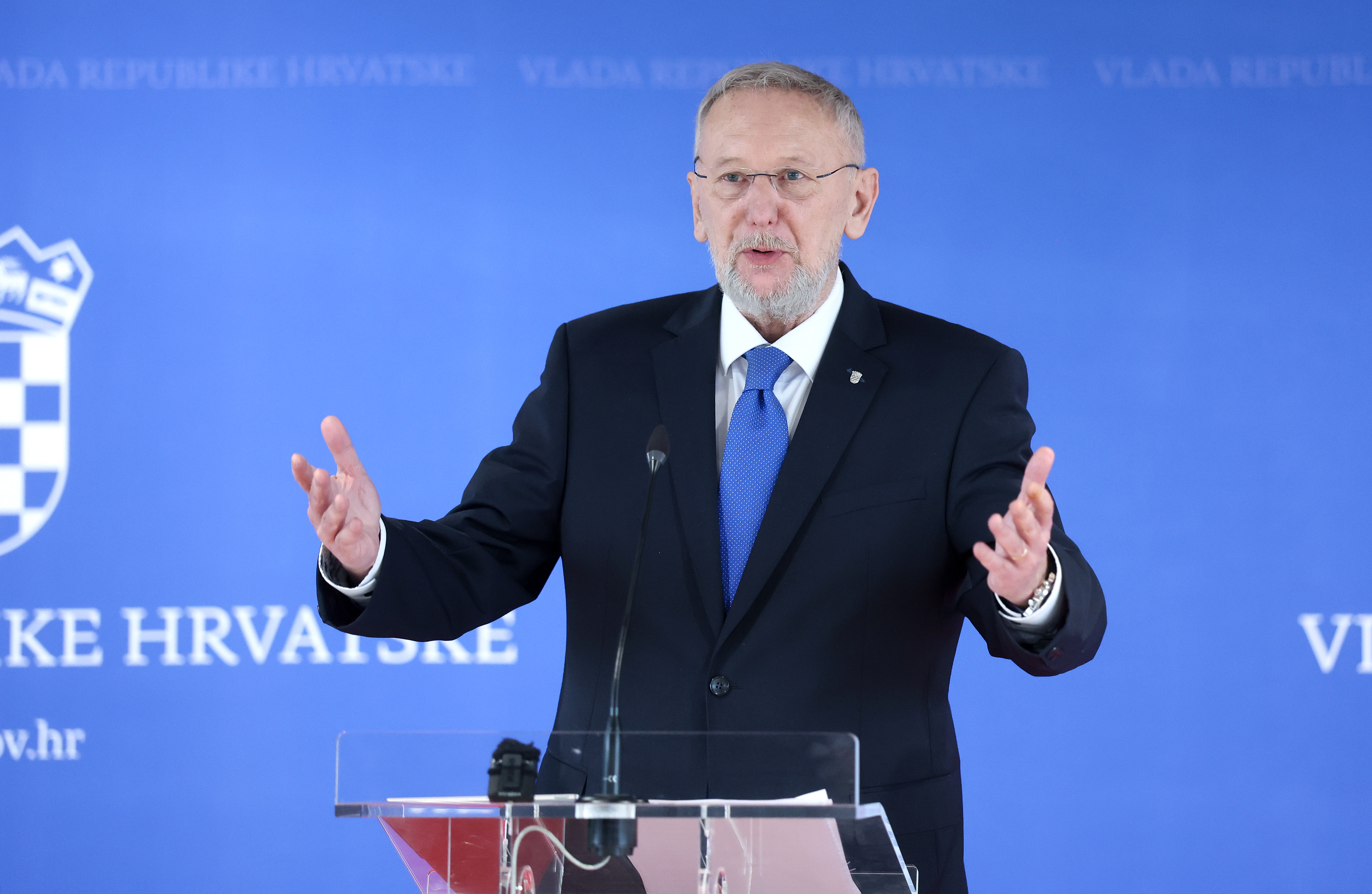 05.02.2026., Zagreb - NSK. Dolazak clanova vlade na 145. sjednicu Vlade RH. Davor Bozinovic obratio se medijima nakon sjednice Vlade. Photo: Sanjin Strukic/PIXSELL