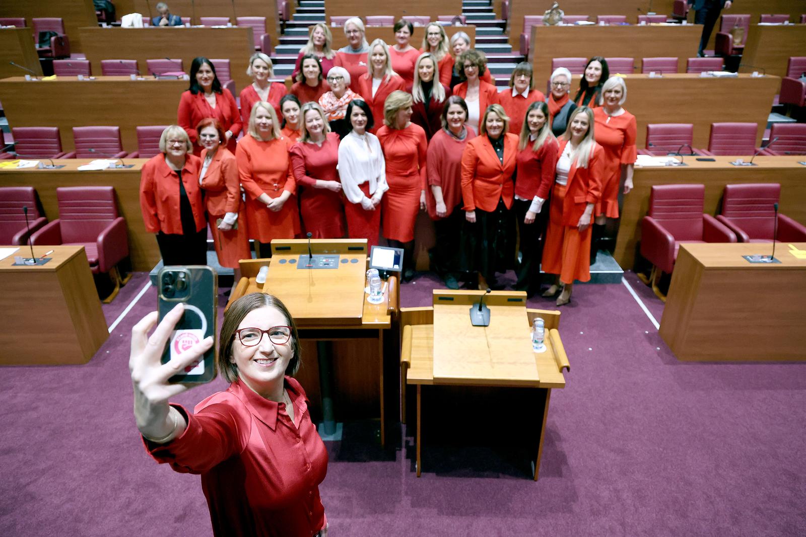 PXL_060226_145972772