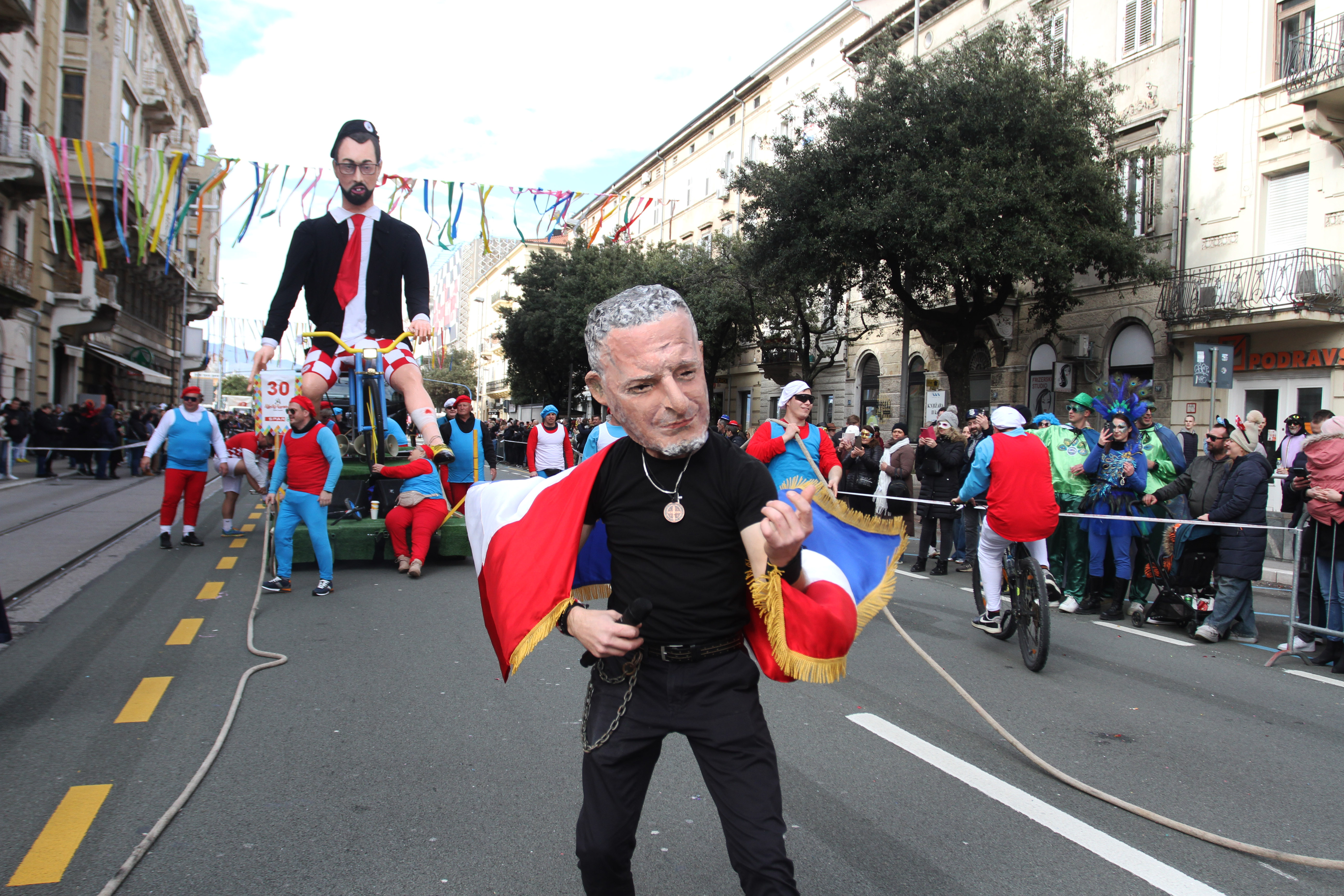 15.02.2026., Rijeka - Tradicionalnom Medjunarodnom karnevalskom povorkom zavrsio je 43. Rijecki karneval.  Photo: Goran Kovacic/PIXSELL