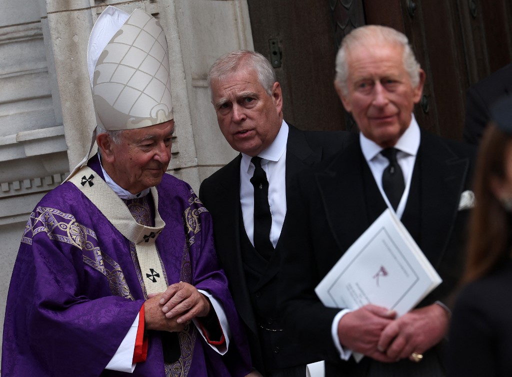 prince andrew s kraljem charlesom