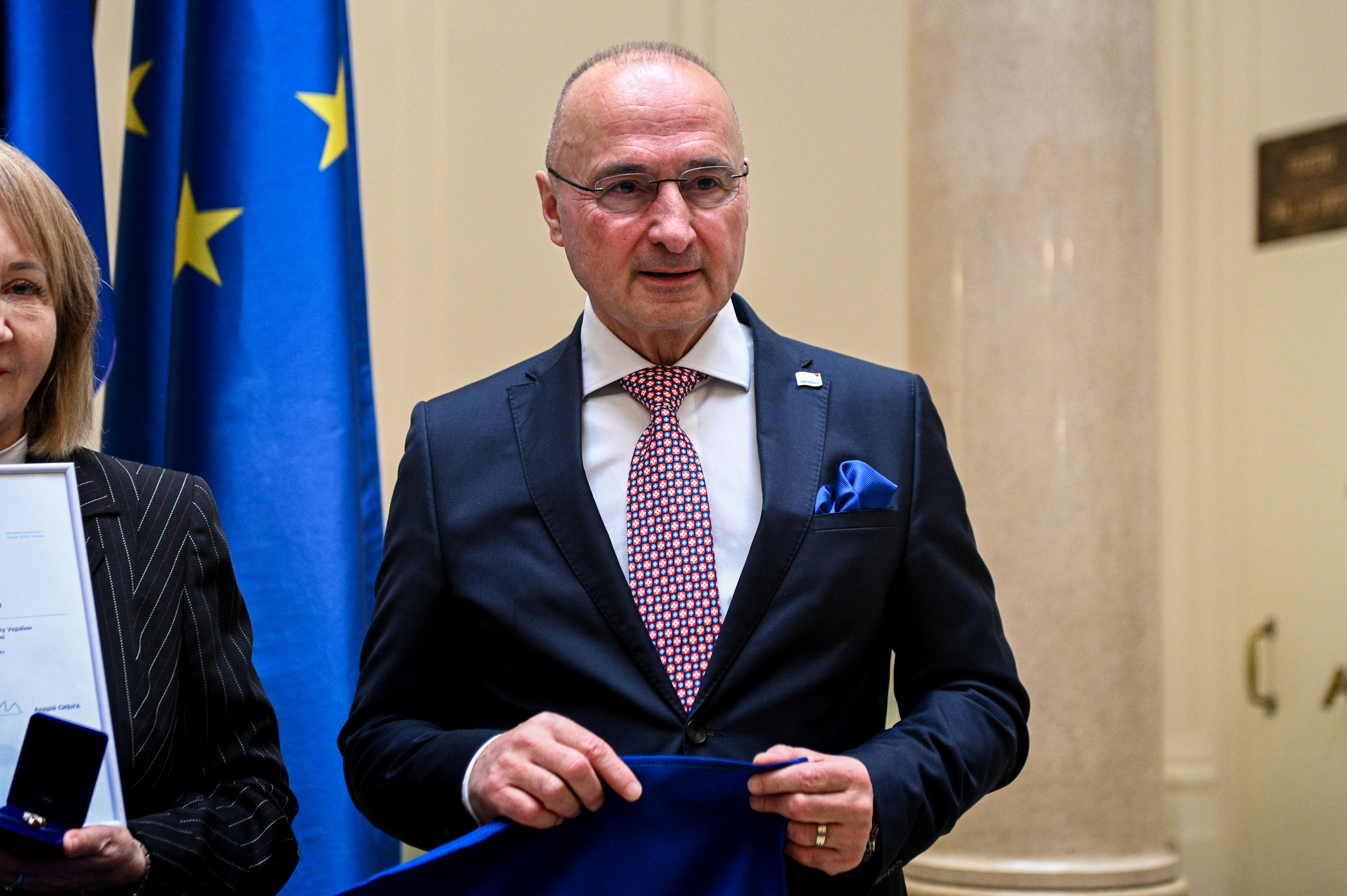 Zagreb - Ministar vanjskih i europskih poslova Gordan Grlic Radman se susreo s ukrajinskom djecom koja borave u Republici Hrvatskoj u sklopu projekta „Vratimo zivot bez mina!“ Photo: Luka Antunac/PIXSELL