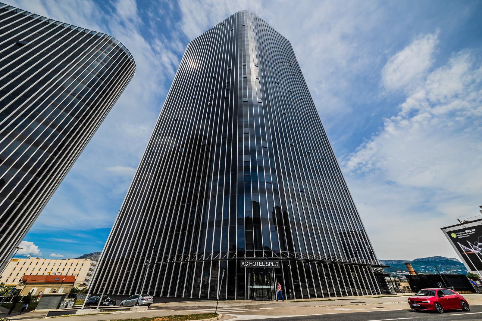 PXL_090524_114258912