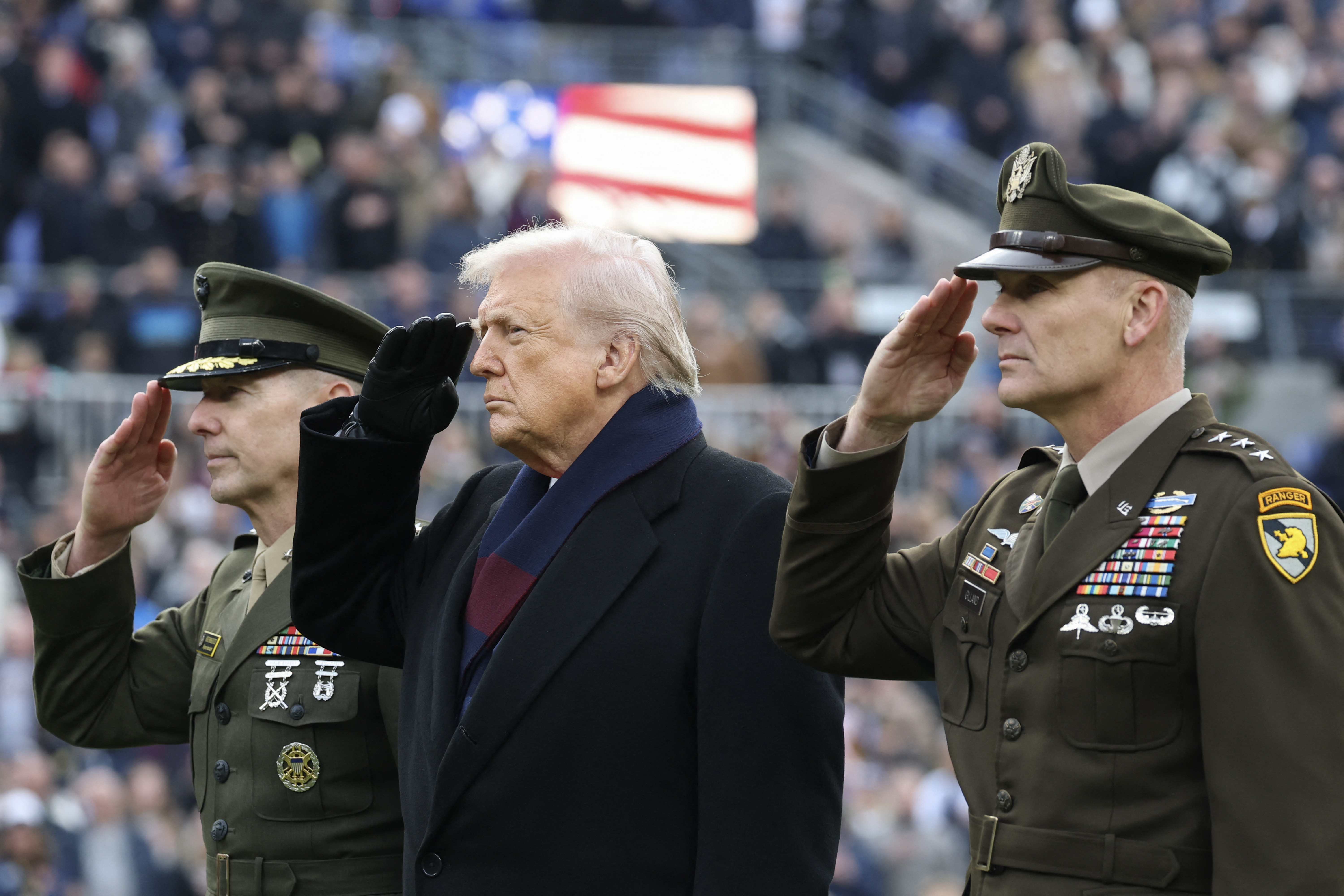 Donald Trump, vojska