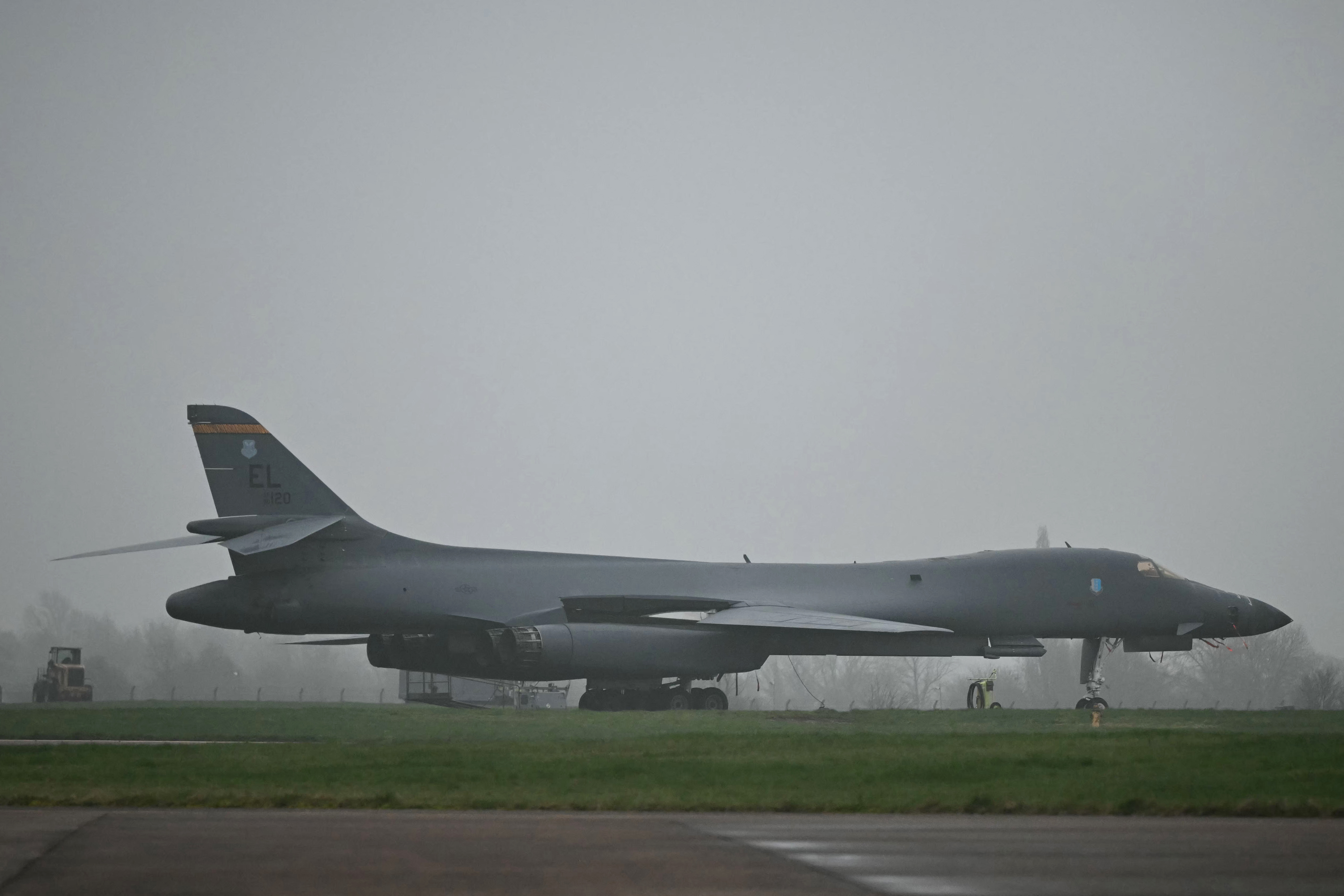 A US Air Force B-1 Lancer bomber