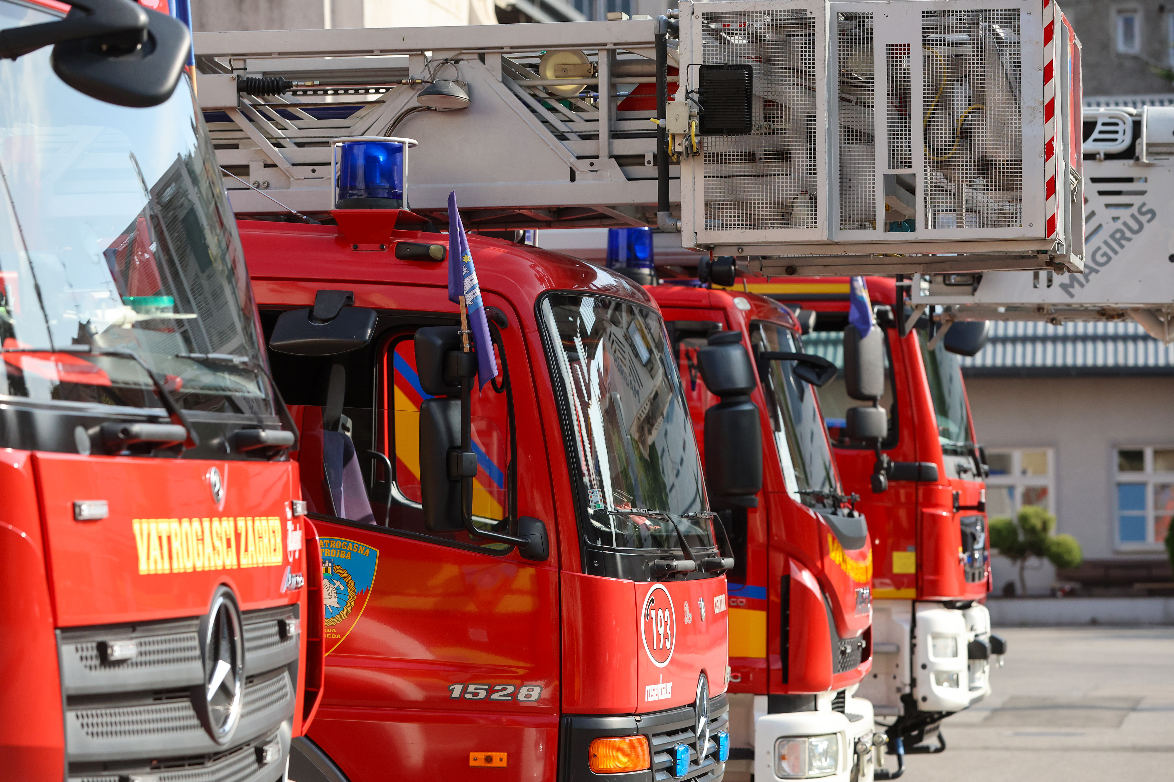 PXL_060925_137941809