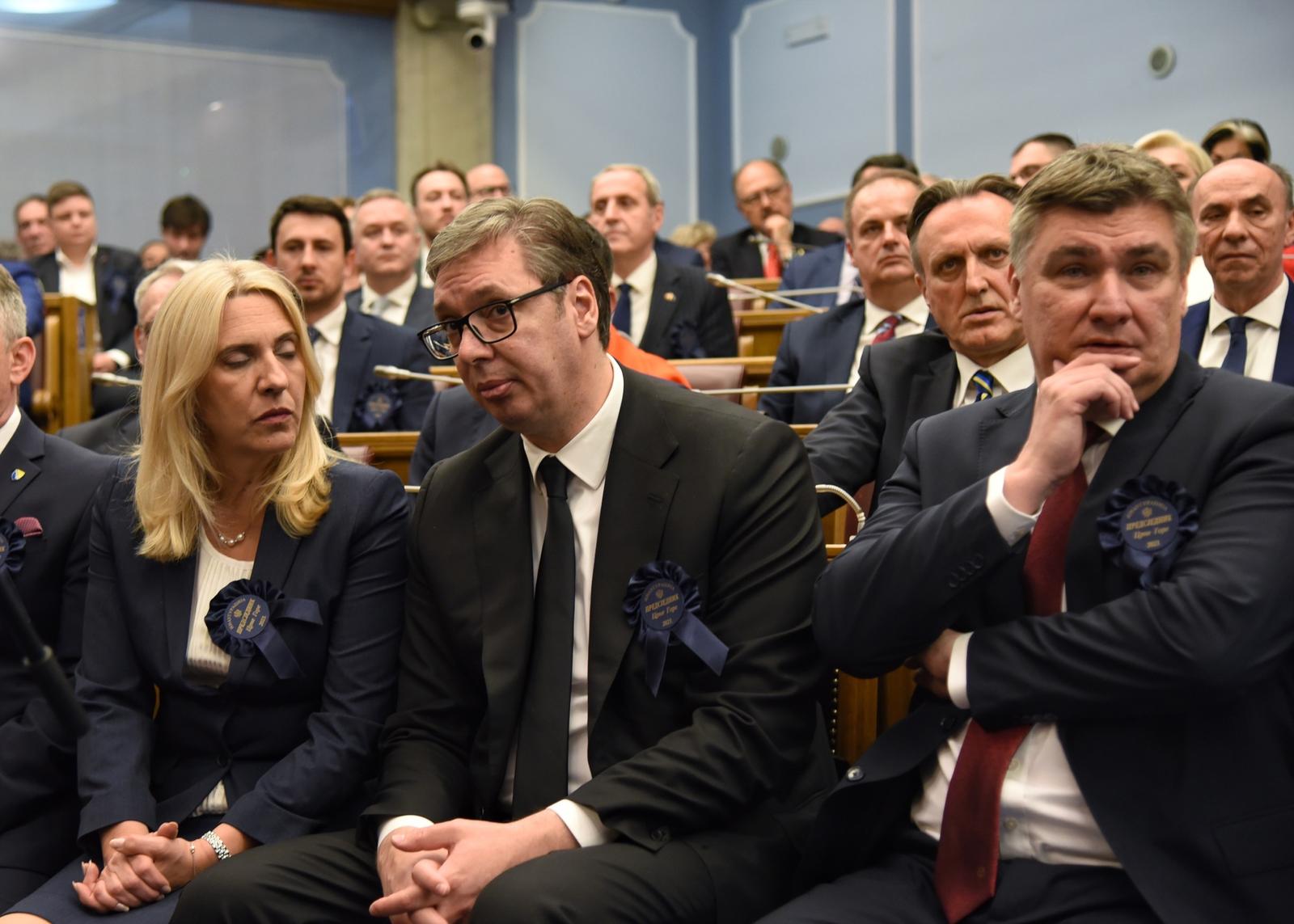 PXL_200523_100020623