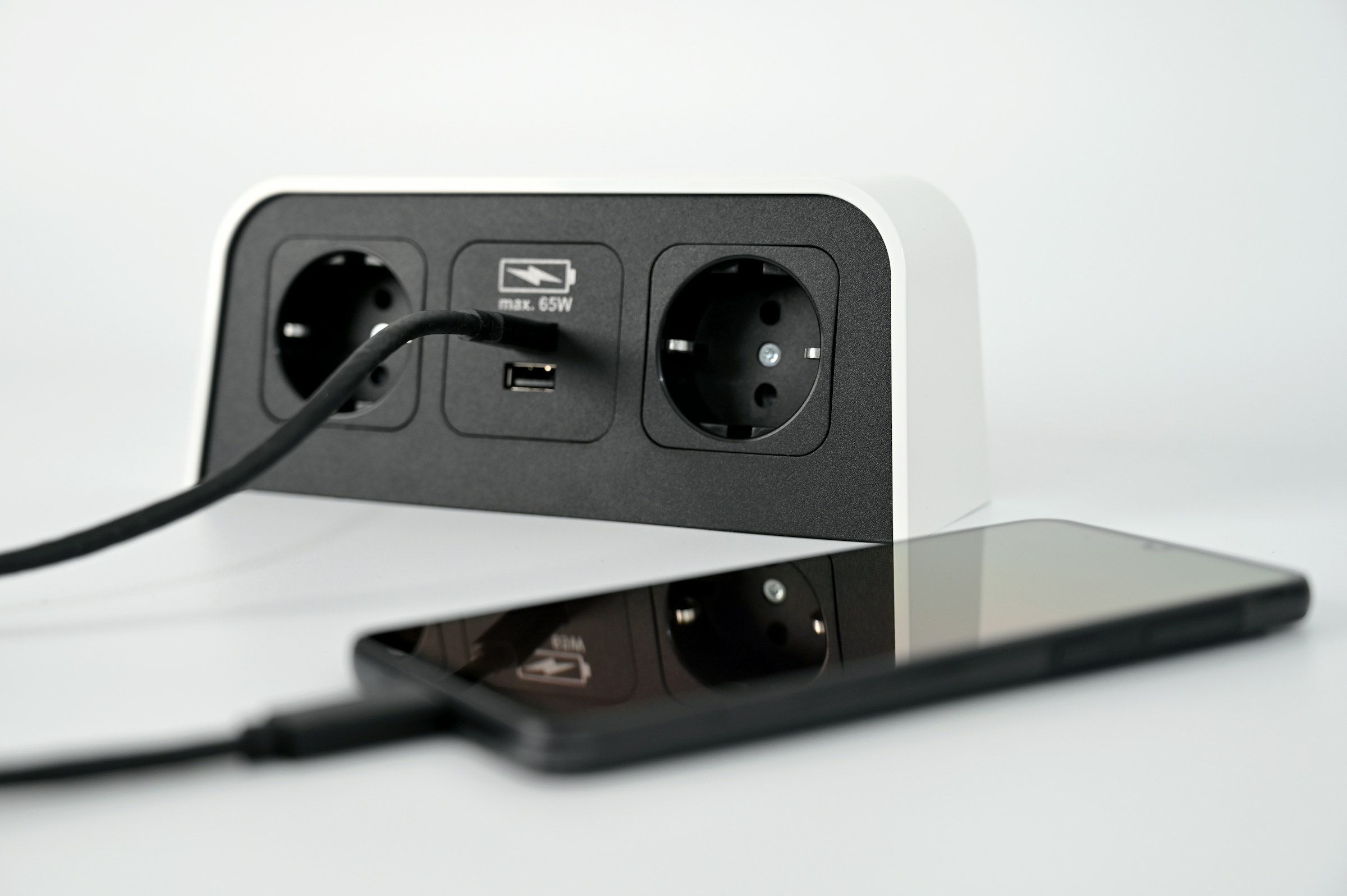 mike-winkler-dpxN8QQmdns-unsplash