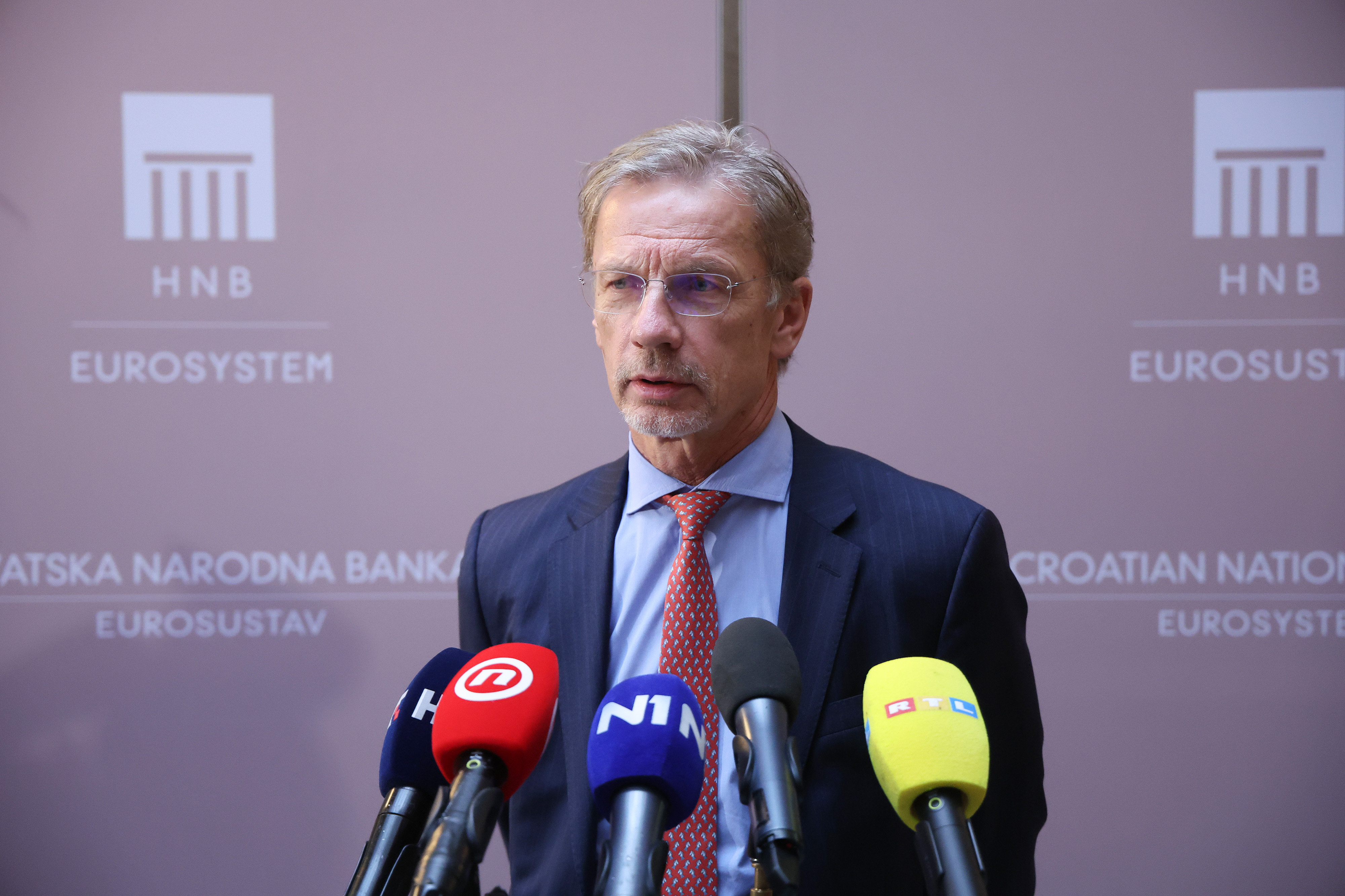 20.01.2026., Zagreb - HNB. Boris Vujcic obratio se medijima nakon sto je nominiranza potpredsjednika Europske sredisnje banke. Photo: Sanjin Strukic/PIXSELL
