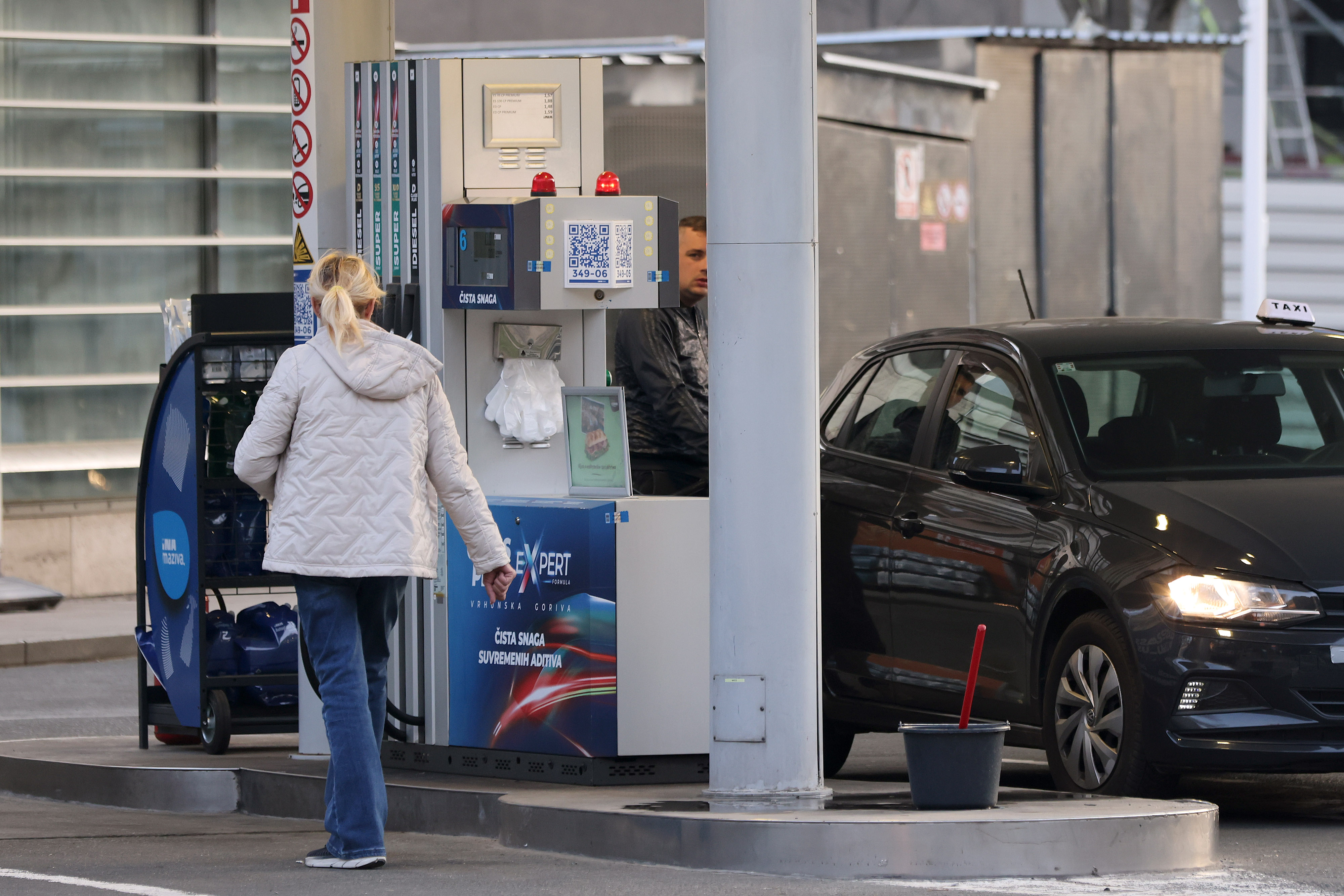 PXL_090326_148047620