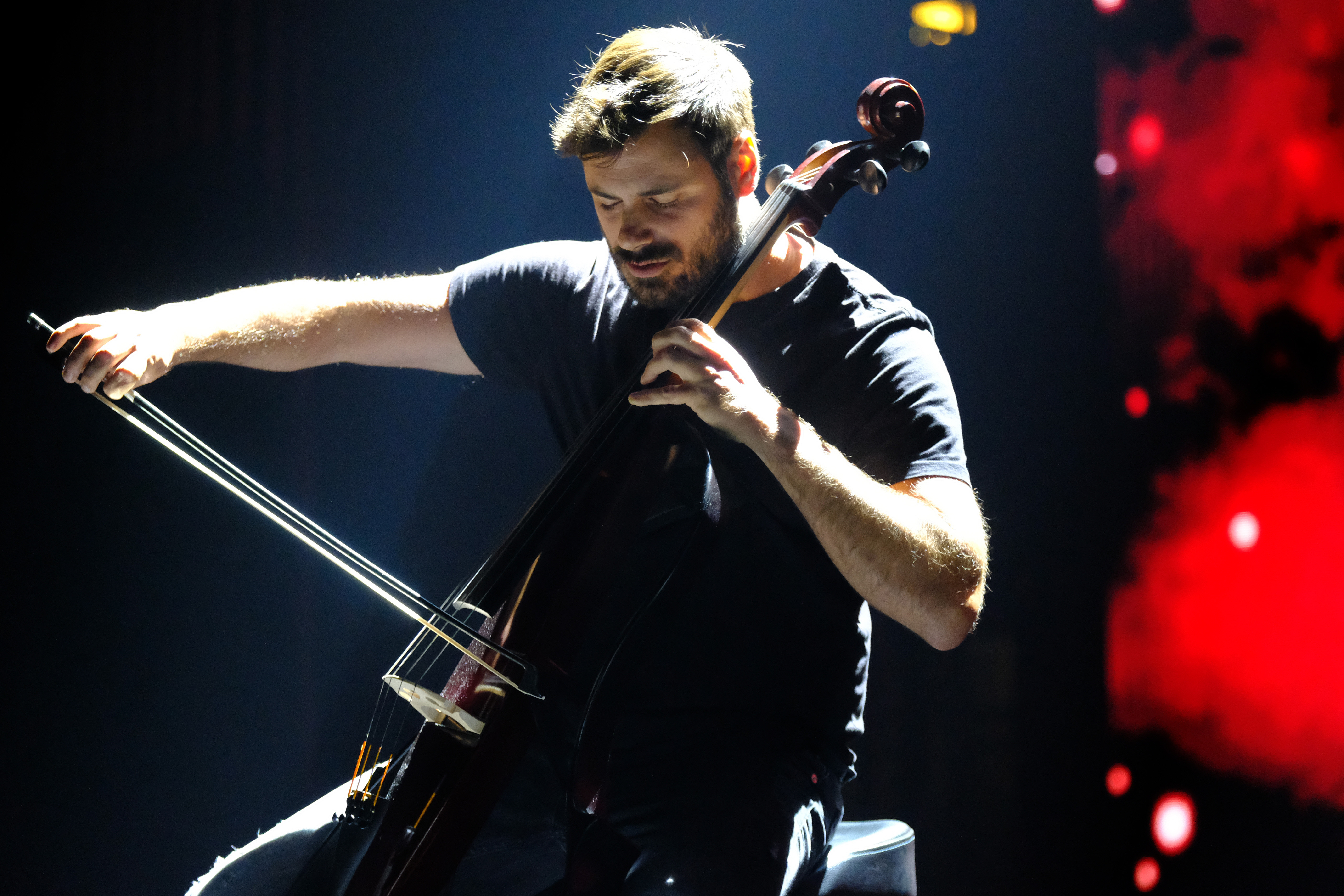 19.09.2022., Zagreb - Luka Sulic i Stjepan Hauser, svjetski poznati duet - 2Cellos, odrzali su svoj posljednji europski nastup u Areni u sklopu svoje svjetske oprostajne turneje. Photo: Slaven Branislav Babic/PIXSELL