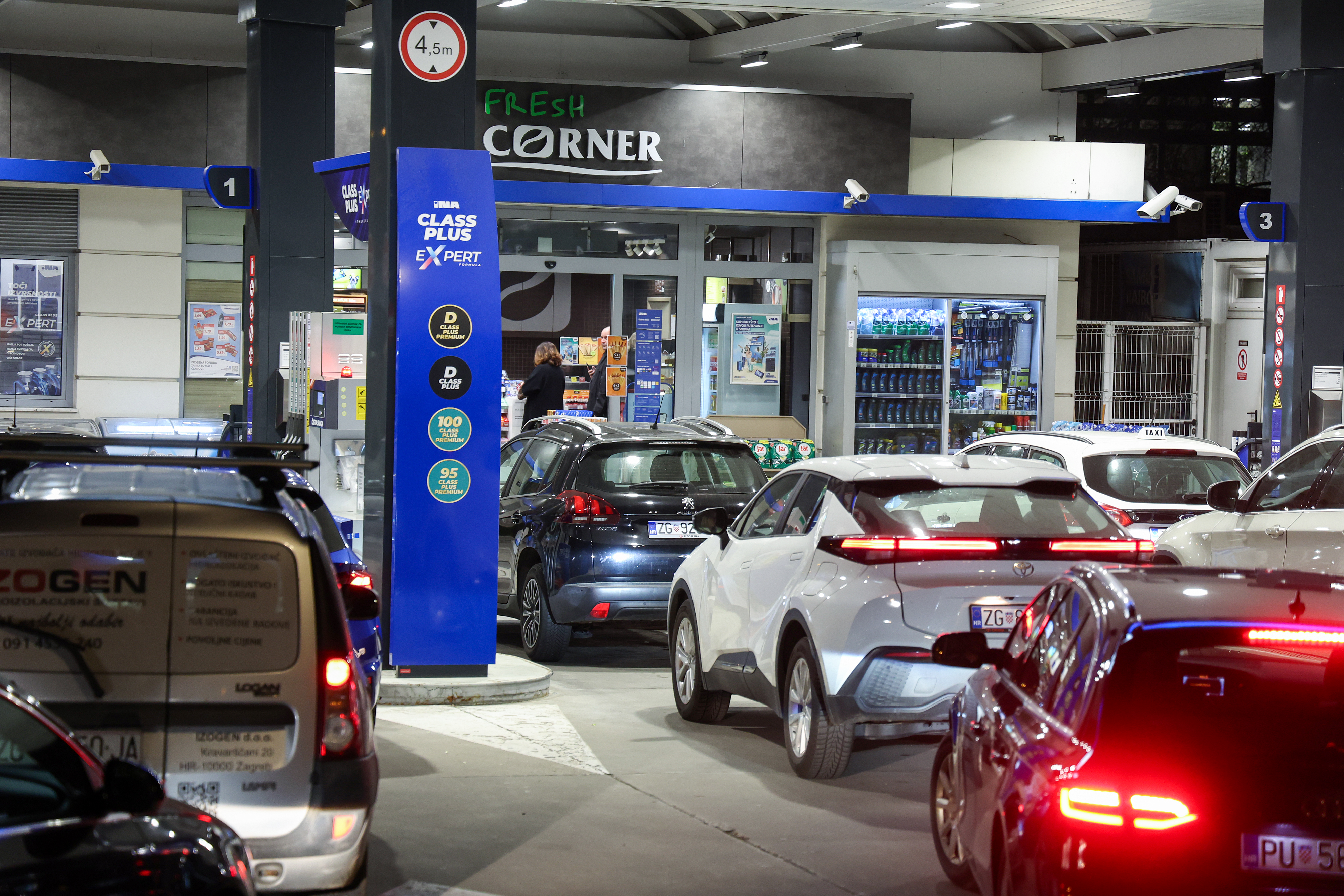 23.03.2026., Zagreb - Benzinska postaja Ina na Miramarskoj cesti. Photo: Matija Habljak/PIXSELL