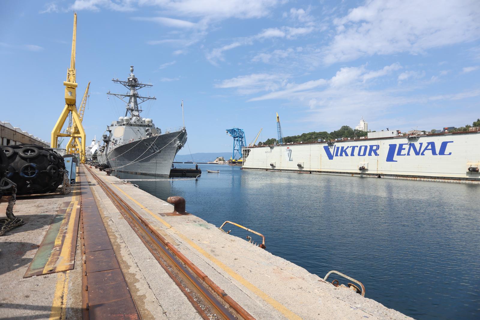 PXL_030625_133798406