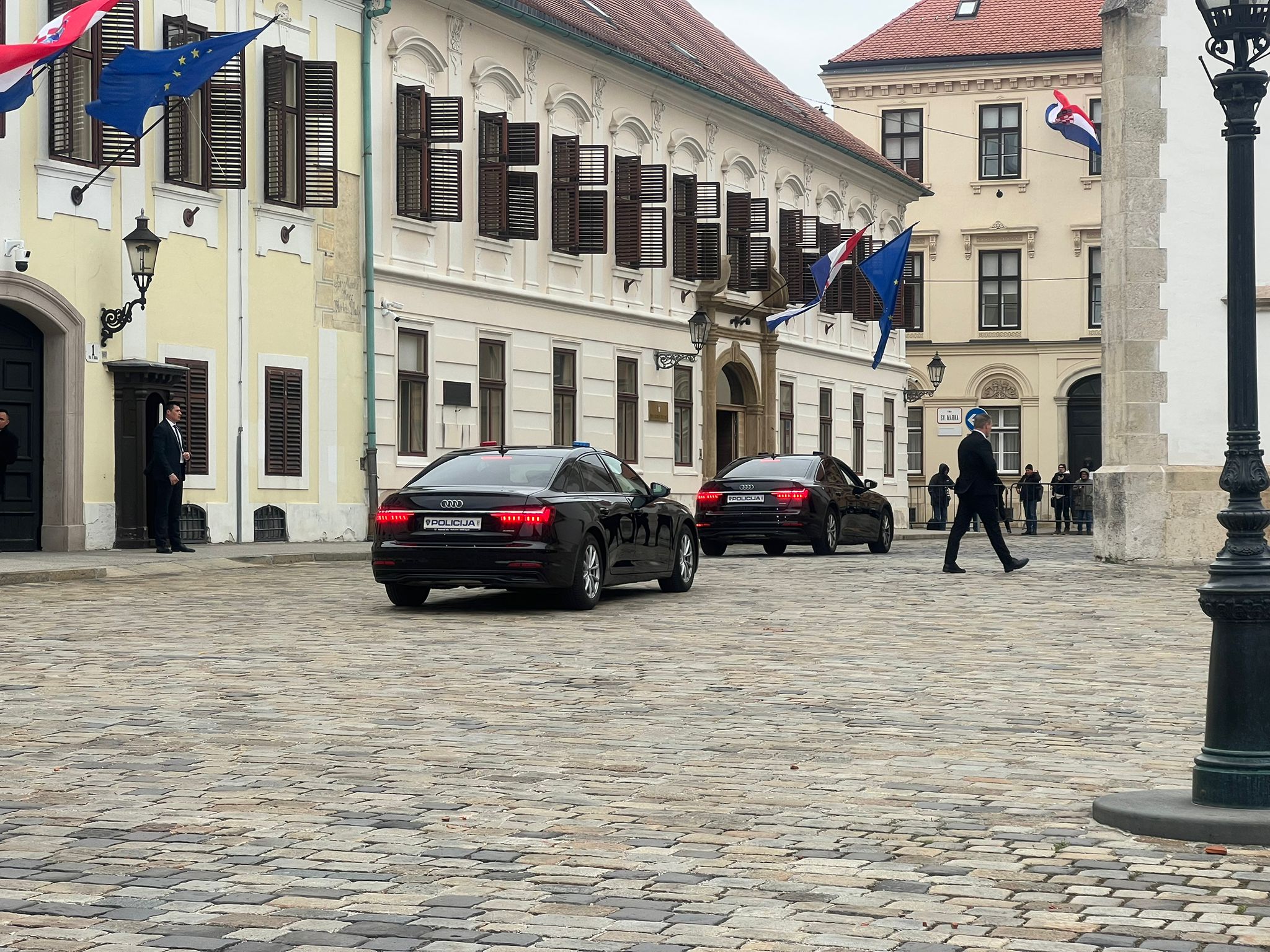 Milanović stigao pred Banske dvore