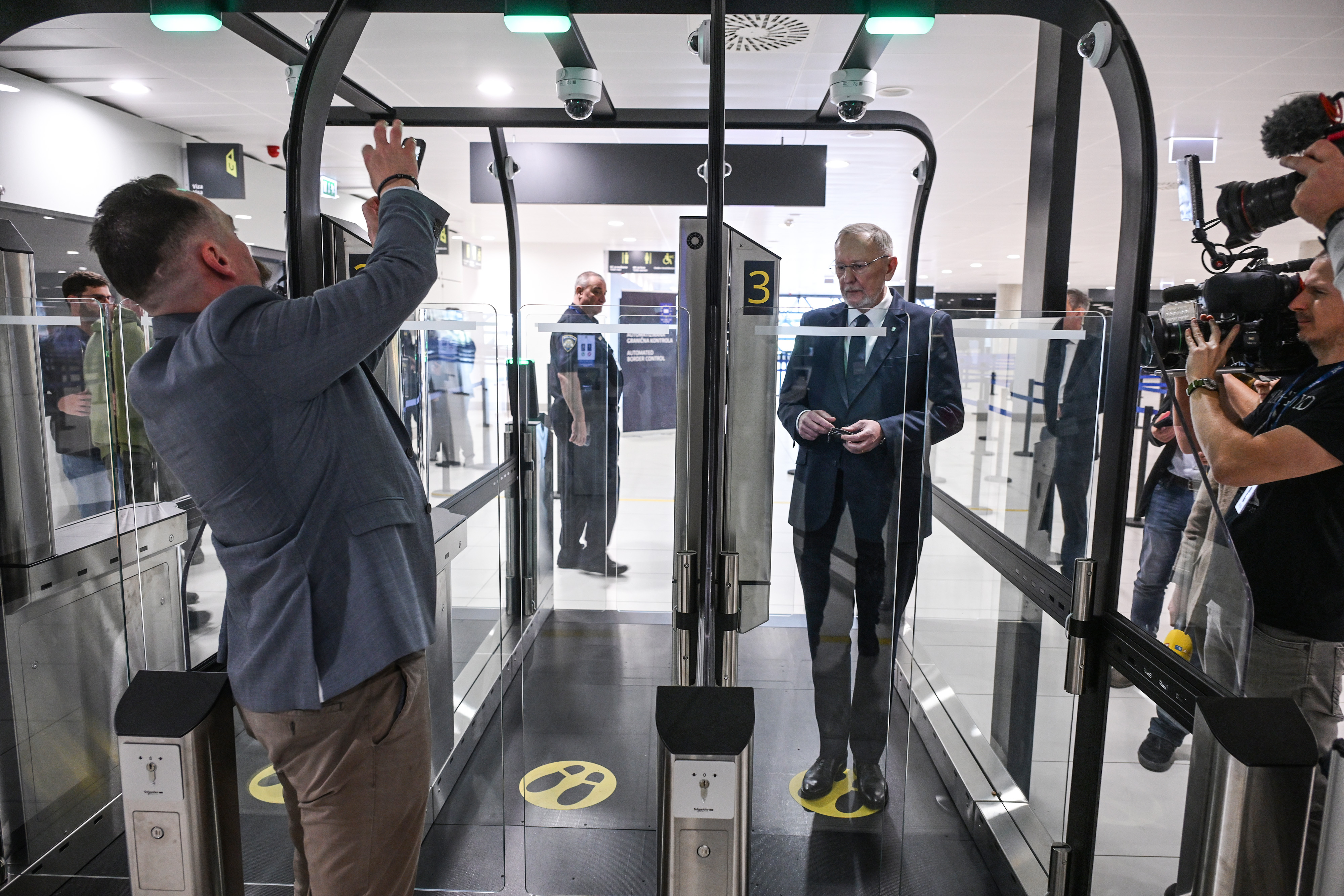 10.04.2026., Zagreb, Zapocela je  puna primjena Entry/Exit sustava (EES). Photo: Igor Soban/PIXSELL