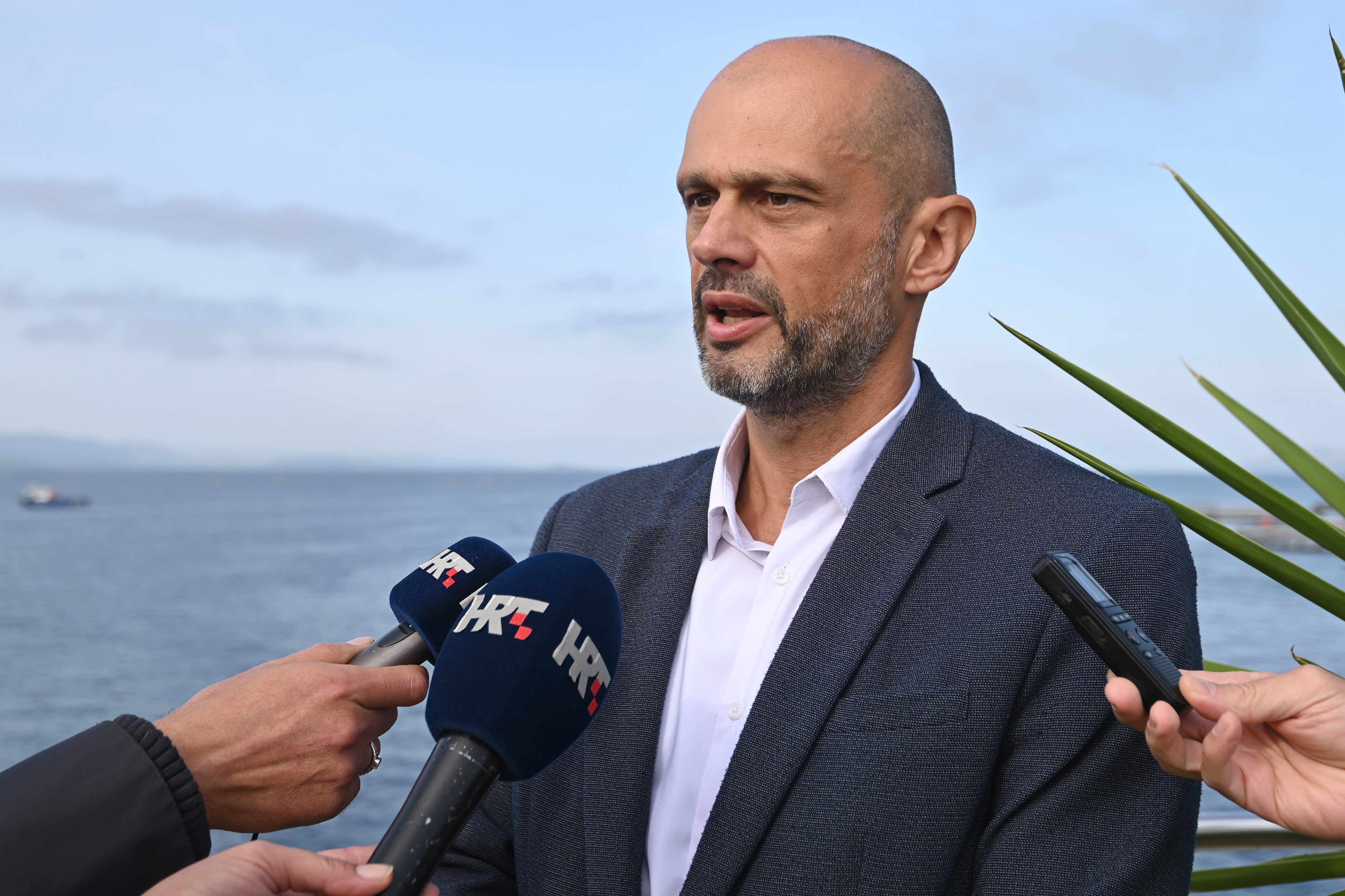 02.02.2022., Zadar - Obilazak Cromaris-ovih kaveza za uzgoj ribe na Lavdari. Ivan Leko, predsjednik uprave Cromarisa. Dino Stanin/PIXSELL Photo: Dino Stanin/PIXSELL