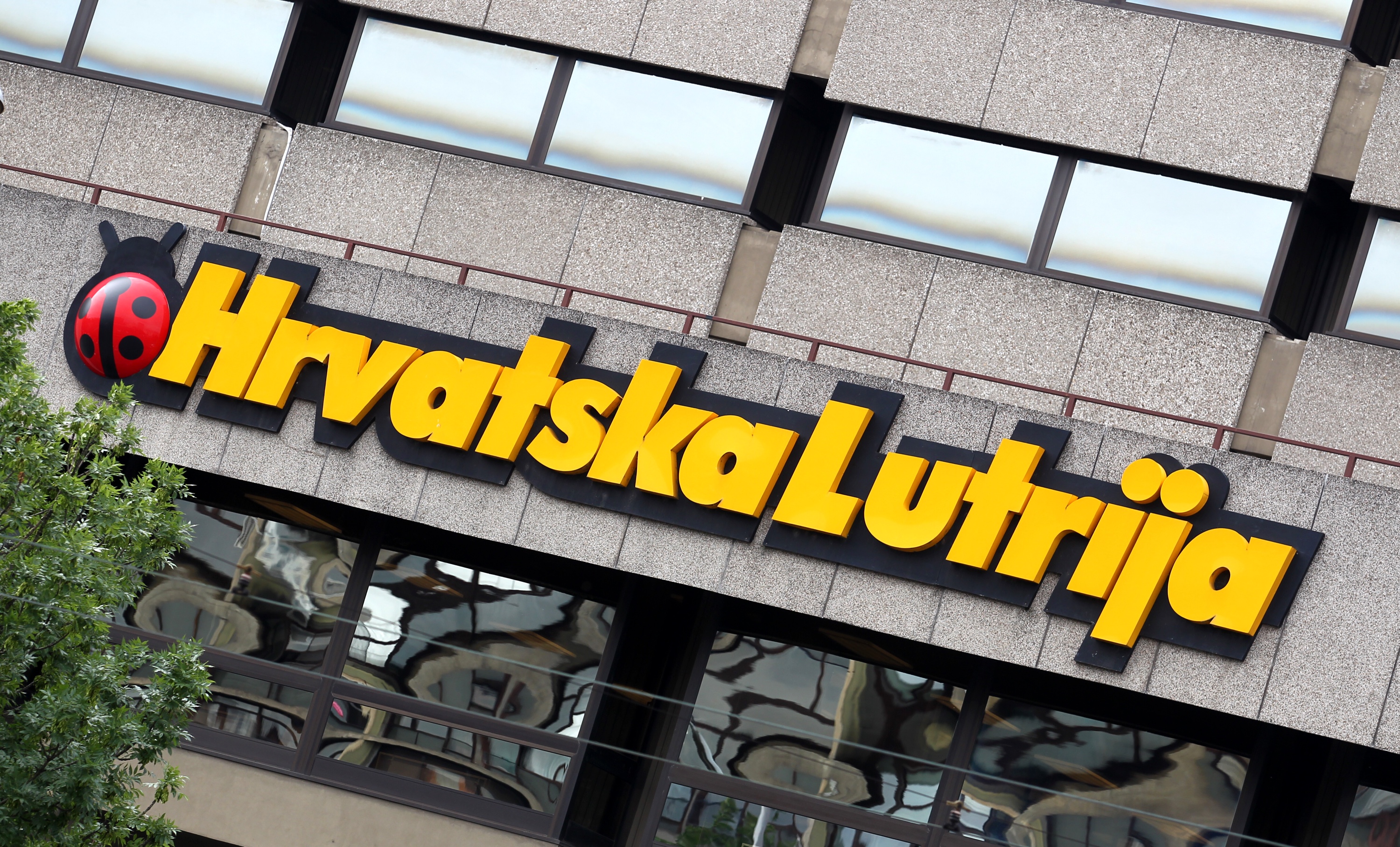 16.06.2015., Zagreb - Zgrada Hrvatke Lutrije u Vukovarskoj ulici. "nPhoto: Zeljko Lukunic/PIXSELL"n