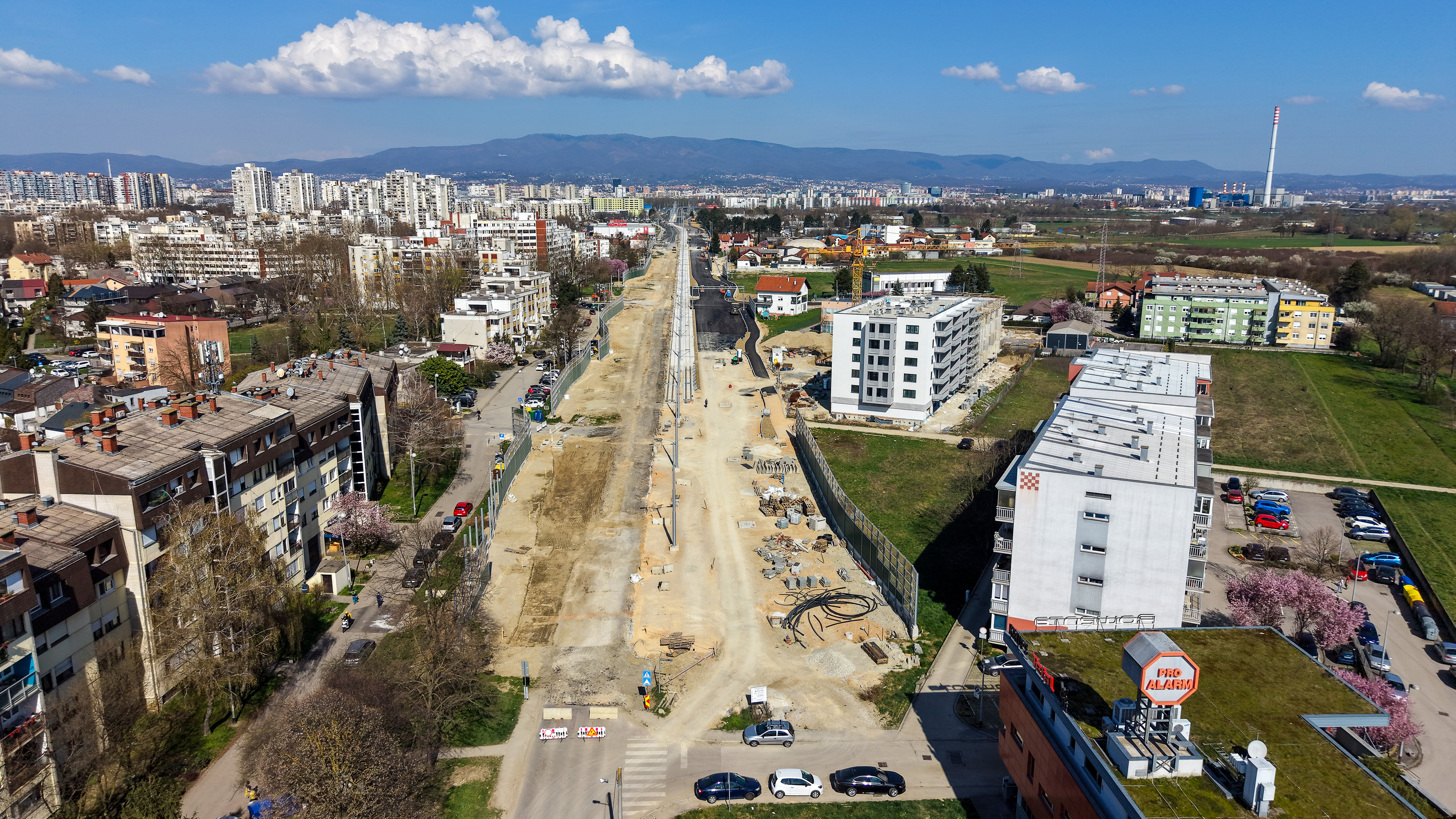 15.03.2026., Zagreb - Izgradnje nove tramvajske pruge na Sarajevskoj ulici. Photo: Igor Soban/PIXSELL