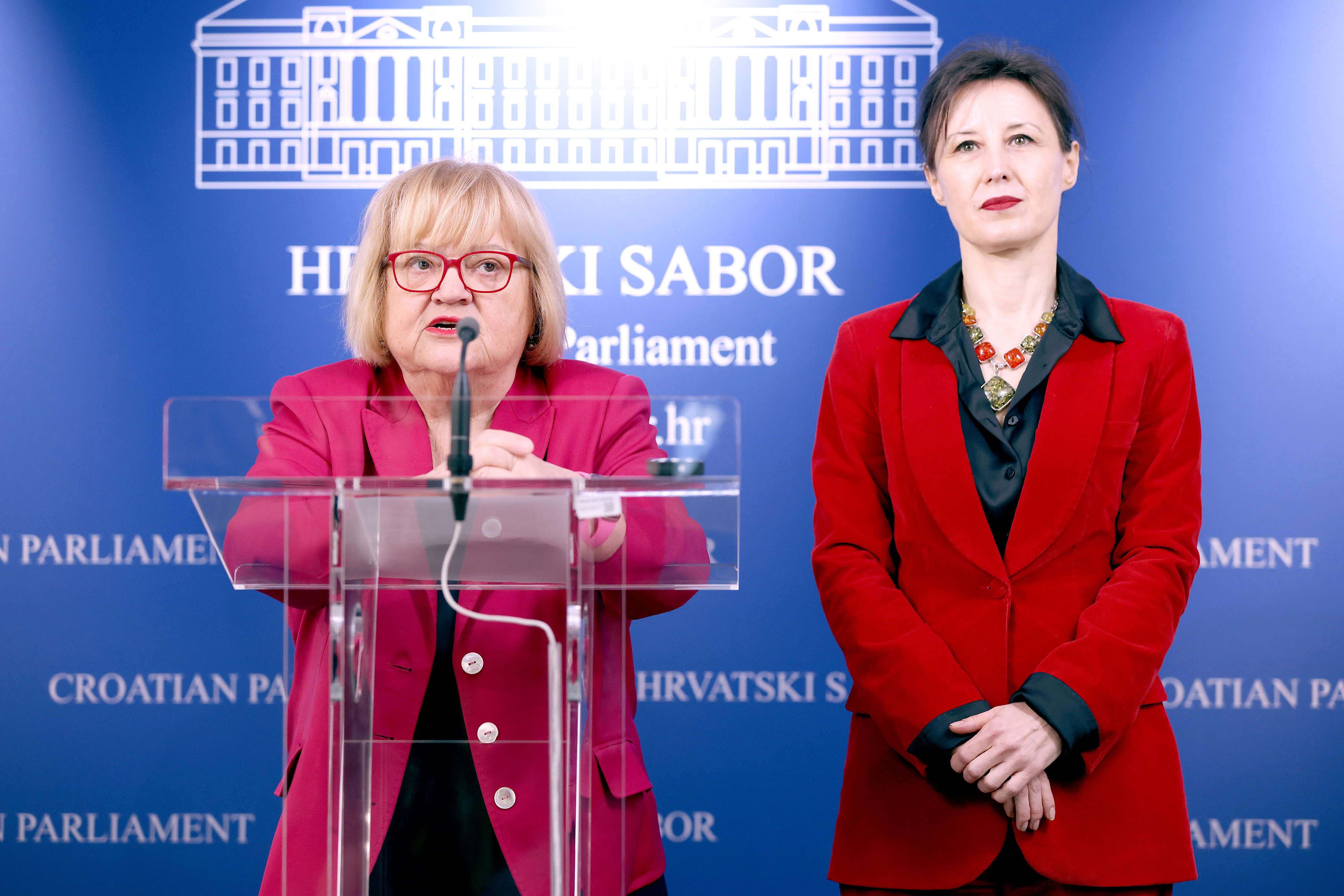 05.03.2026., Zagreb - Na konferenciji za medije odrzanoj u Saboru o temi "Prijedlog zakona o izmjenama Zakona o javnom okupljanju" govorile su Anka Mrak Taritas i Dalija Oreskovic. Photo: Patrik Macek/PIXSELL