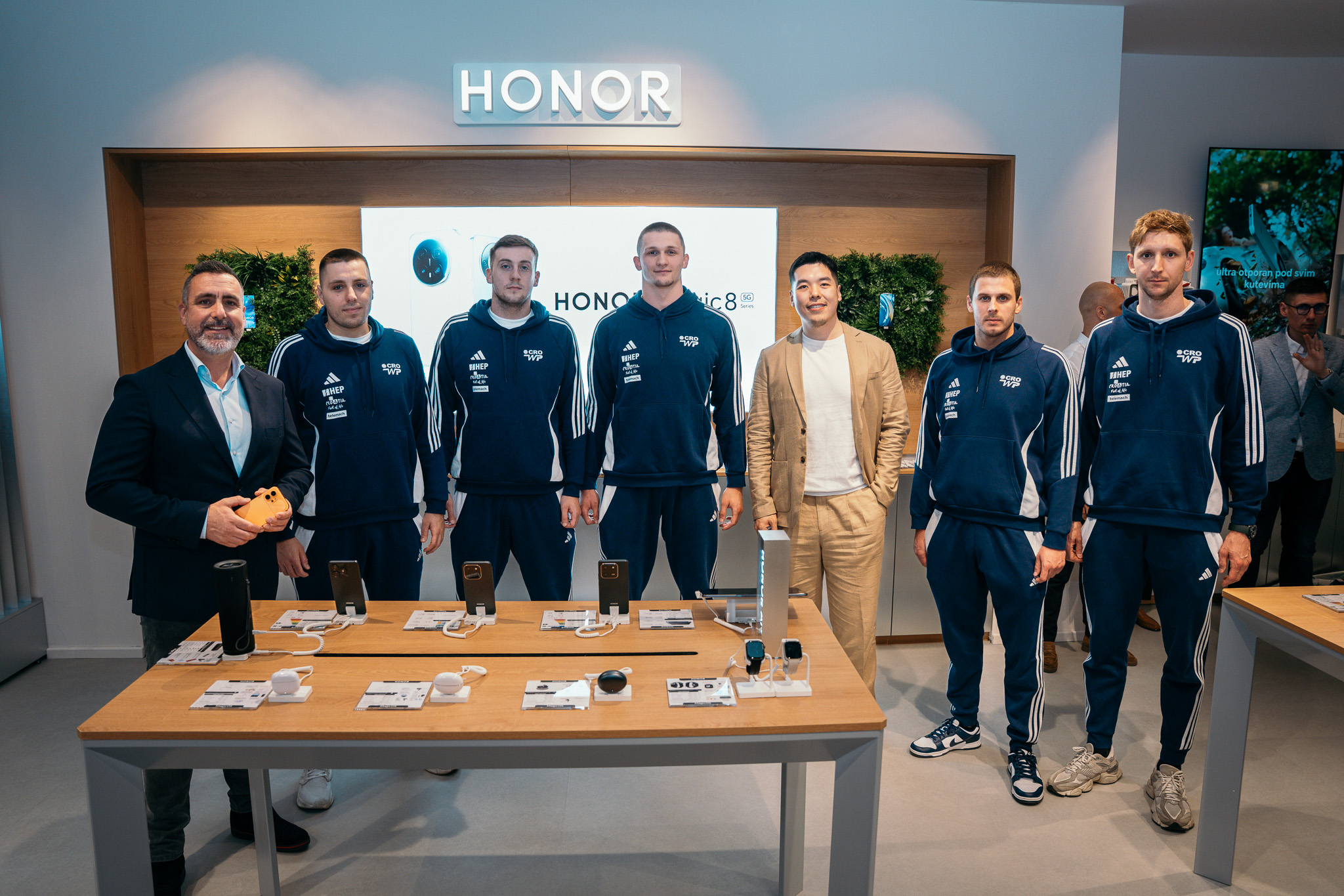 Mislav Galler, hrvatski vaterpolisti, Hong Xiaoyang