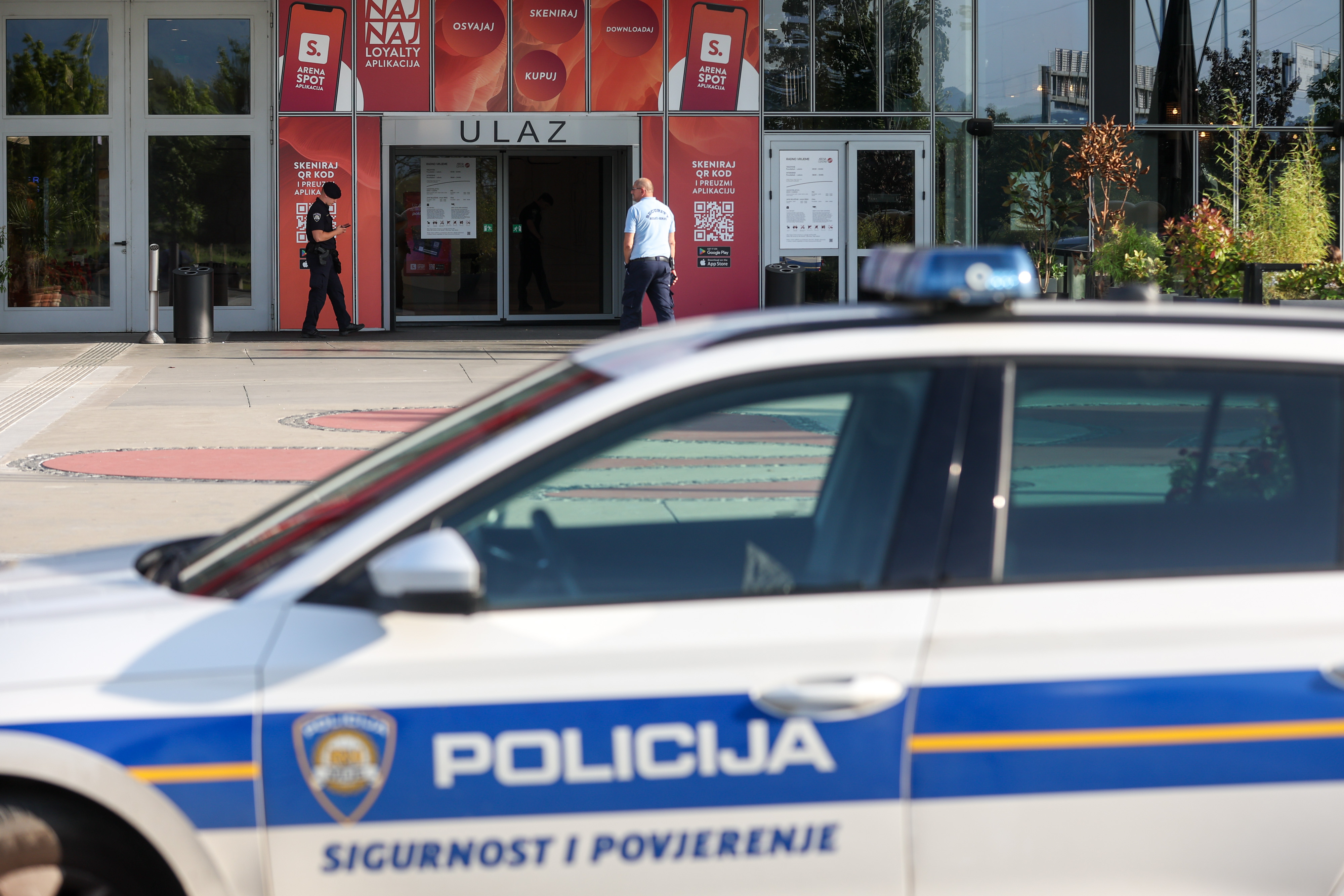 03.06.2025., Evakuiran je Arena Centar. Photo: Igor Kralj/PIXSELL