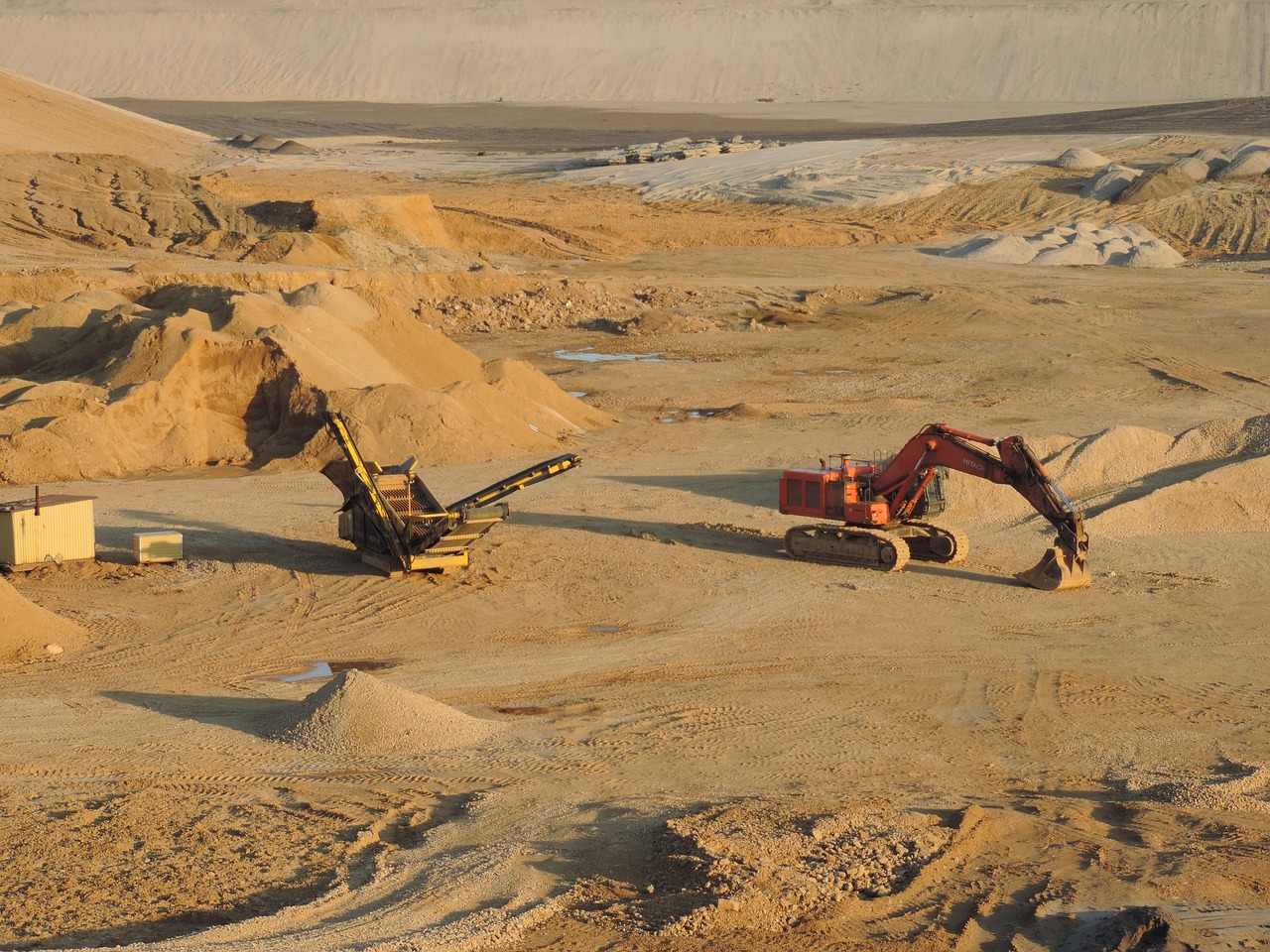 hornet1991-desert-5060414_1280