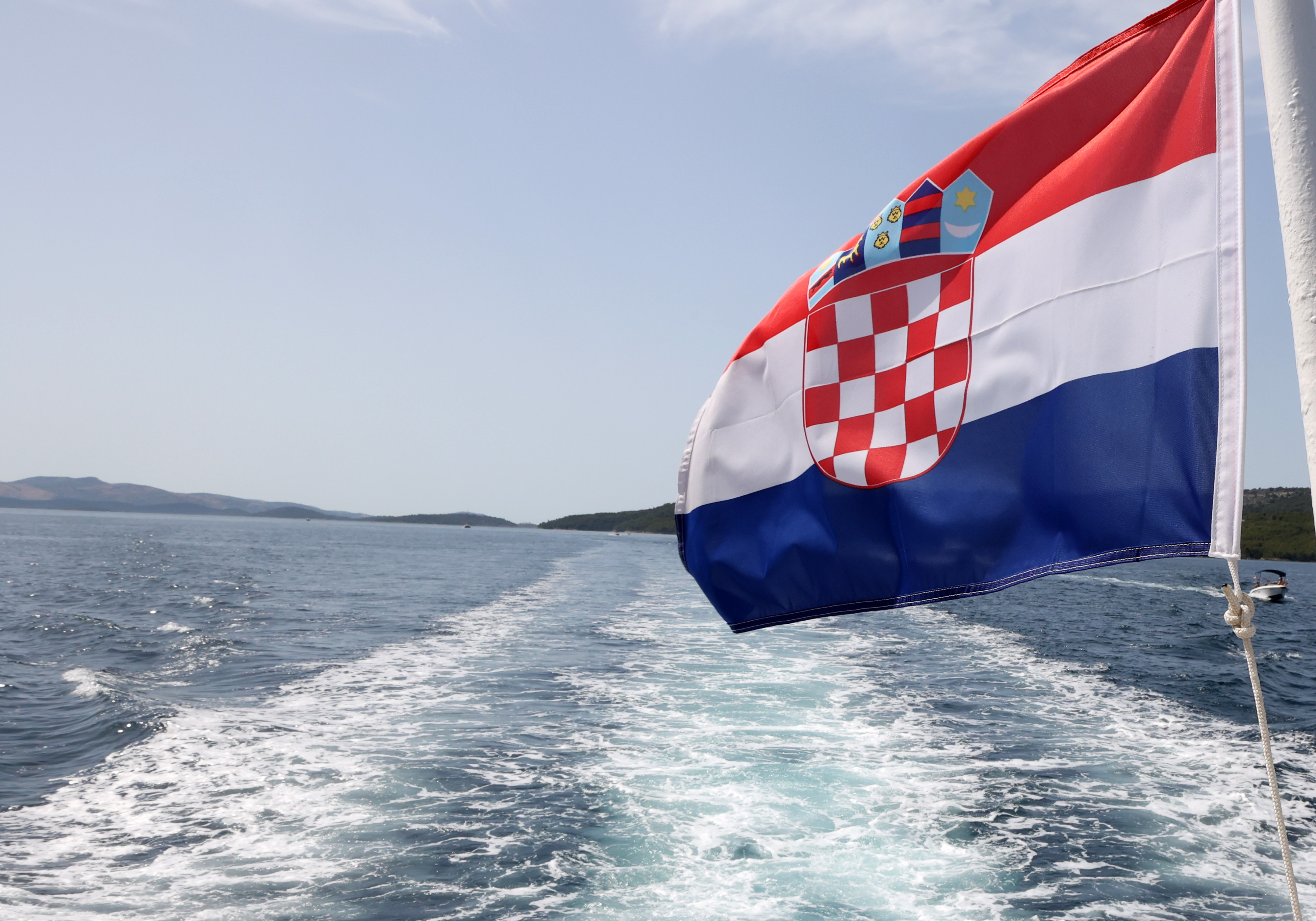 25.07.2025., Sibenik --Zastava Republike Hrvatske na brodu. Photo: Dusko Jaramaz/PIXSELL