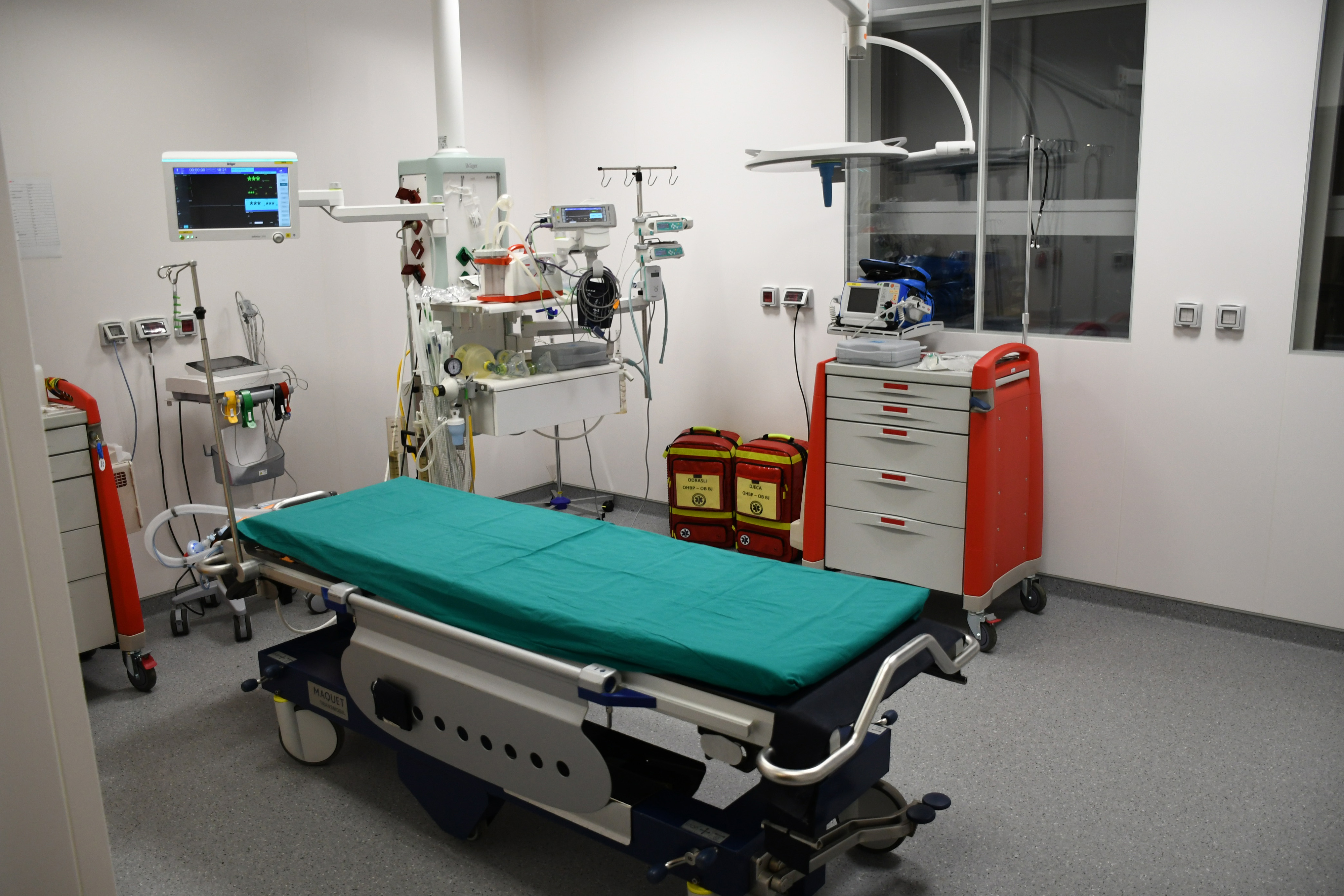 Obiljezena 10. obljetnica rada Objedinjenog hitnog bolnickog prijema Opce bolnice Bjelovar, a koji je od studenog 2022. sa stare lokacije preseljen u prostorije nove zgrade Opce bolnice dr- Andjeklo Visic.  Photo: Damir Spehar/PIXSELL