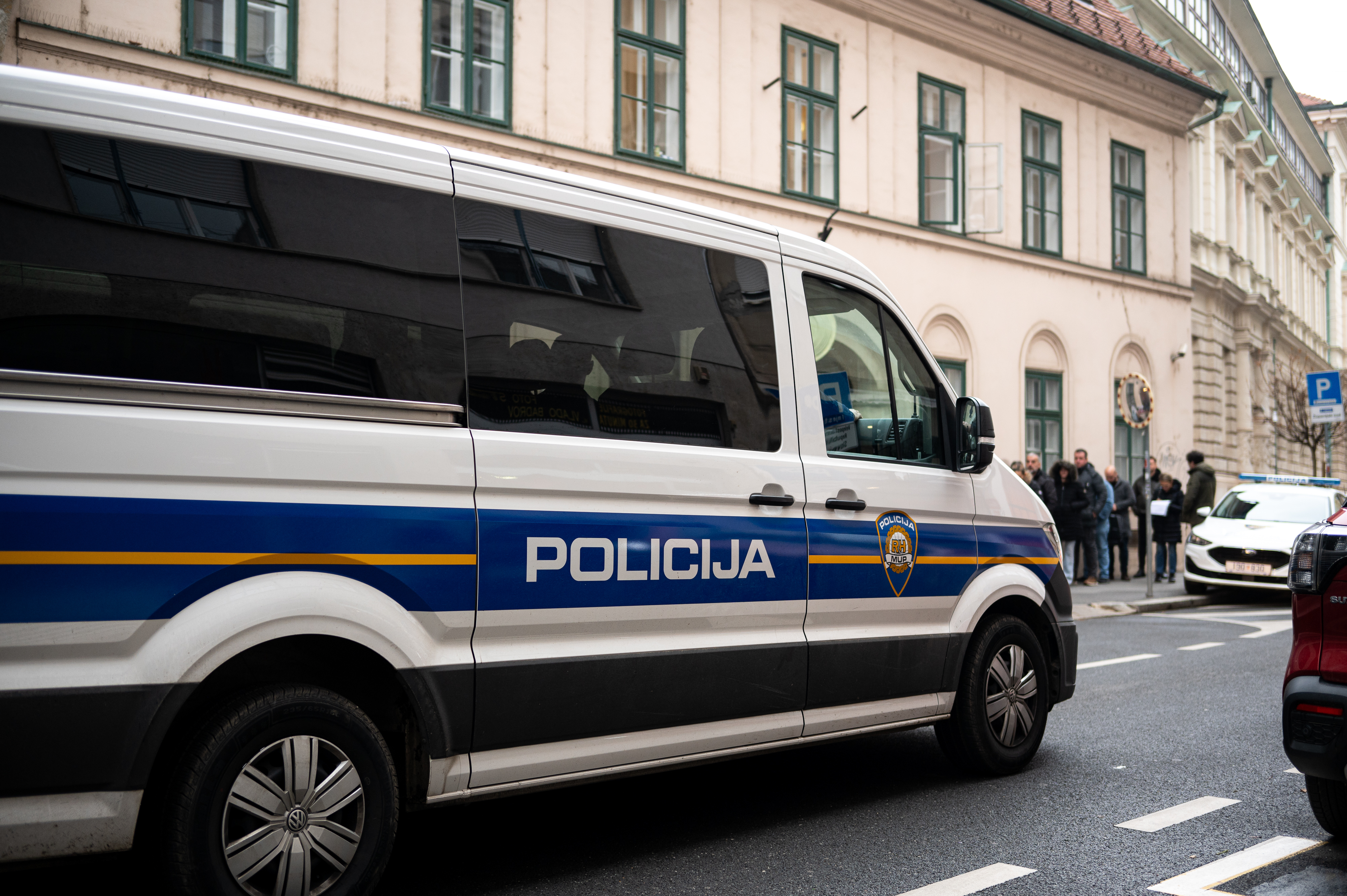 04.12.2025., Zupanijski sud, Zagreb - Policijski kombi ispred Zupanijskog suda u Zagrebu. Photo: Luka Antunac/PIXSELL