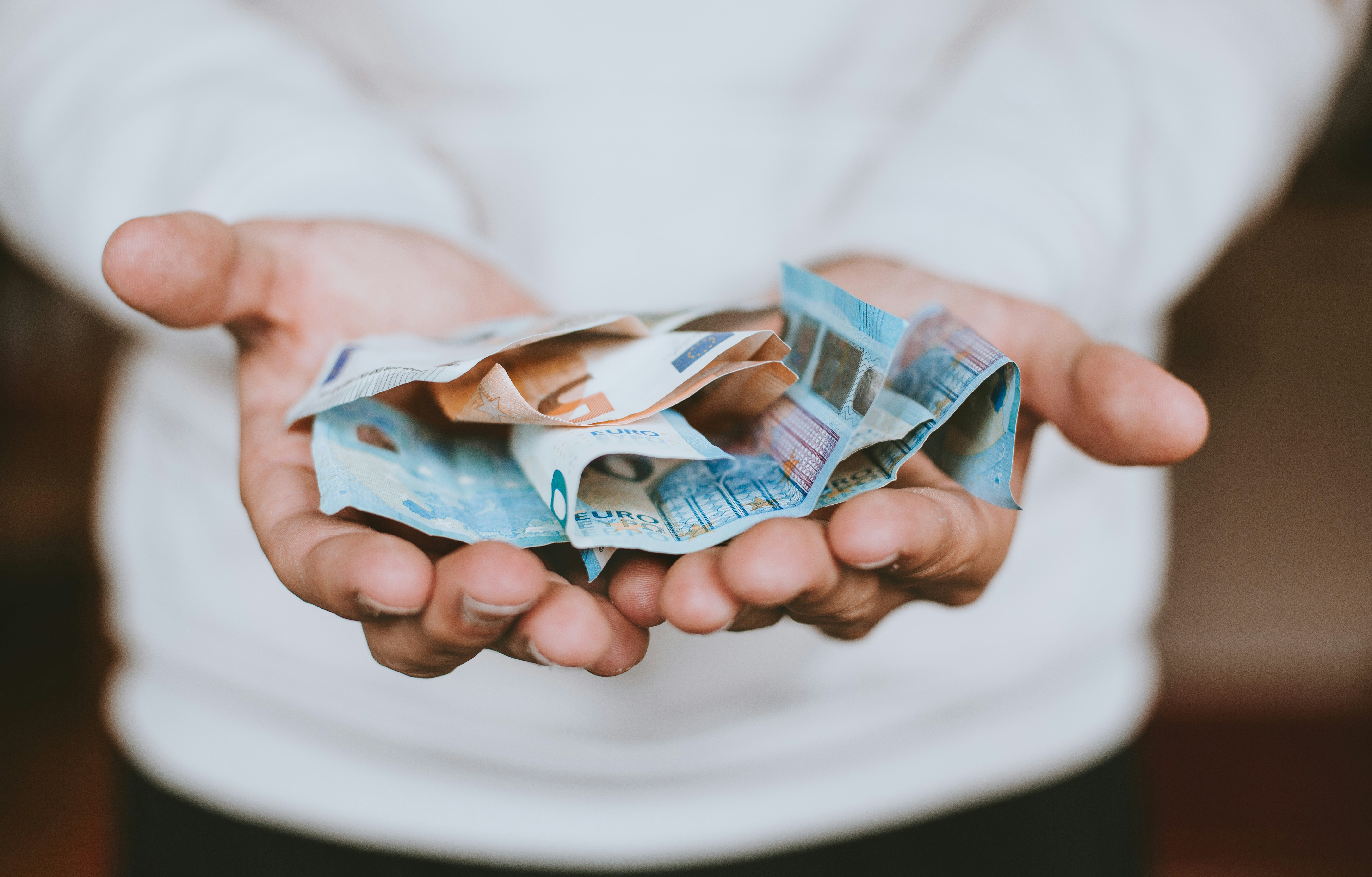 Novac Euro UNSPLASH