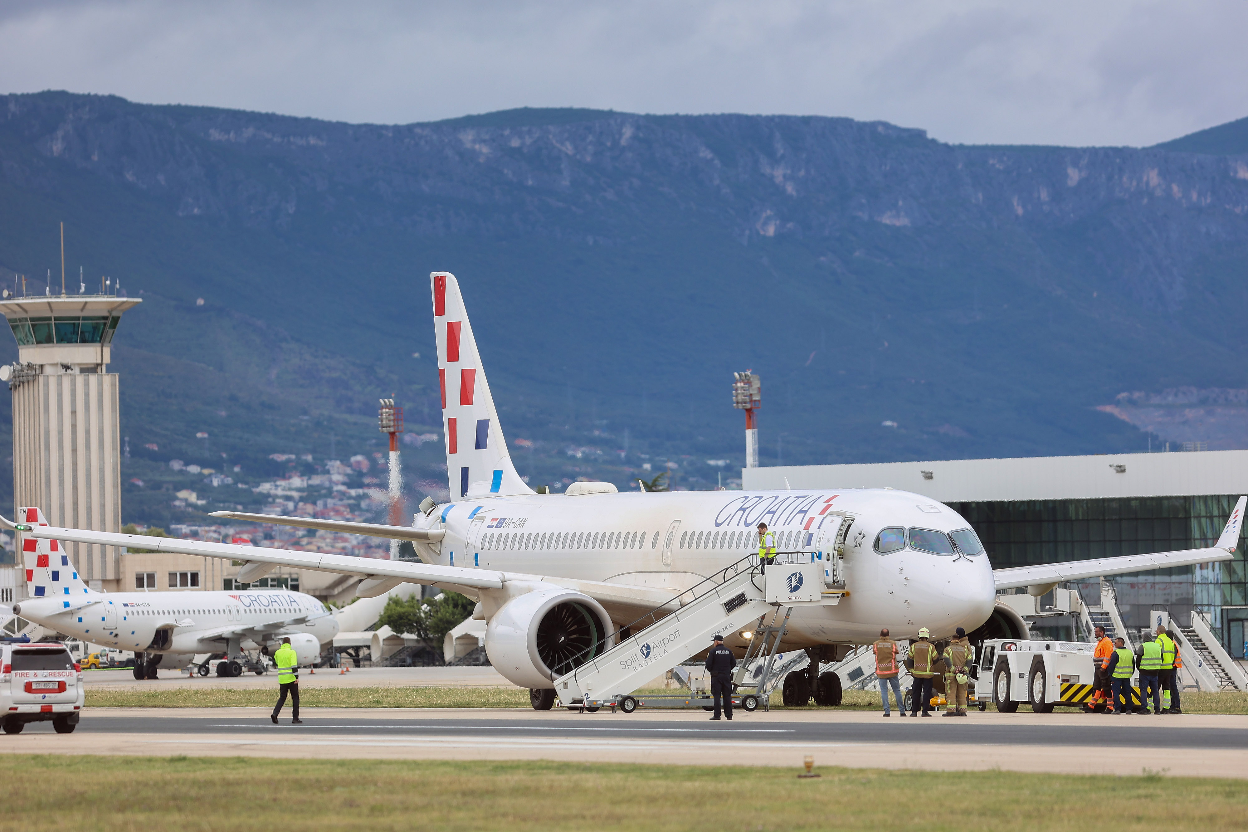 16.05.2026., Split - Na uzletno-sletnoj stazi Zracne luke Split avion Croatia Airlinesa izletio je sa staze prilikom polijetanja. Photo: Ivana Ivanovic/PIXSELL