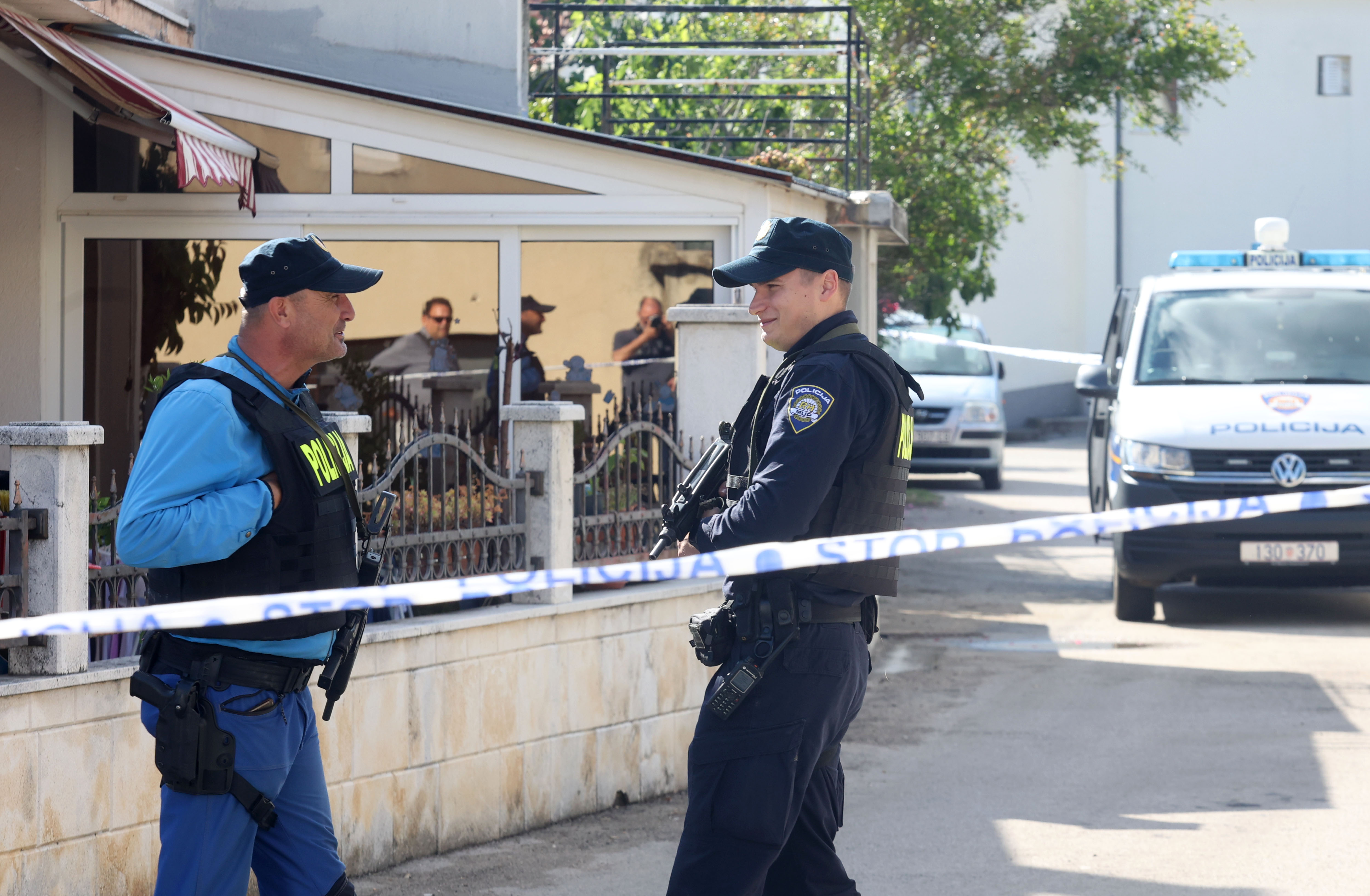 17.05.2026., Drnis - Muskarac je pucanjem iz vatrenog oružja u subotu navecer na terasi obiteljske kuce ustrijelio 19-godisnjeg hrvatskog drzavljanina koji je potom od zadobivenih ozljeda preminuo. Photo: Dusko Jaramaz/PIXSELL