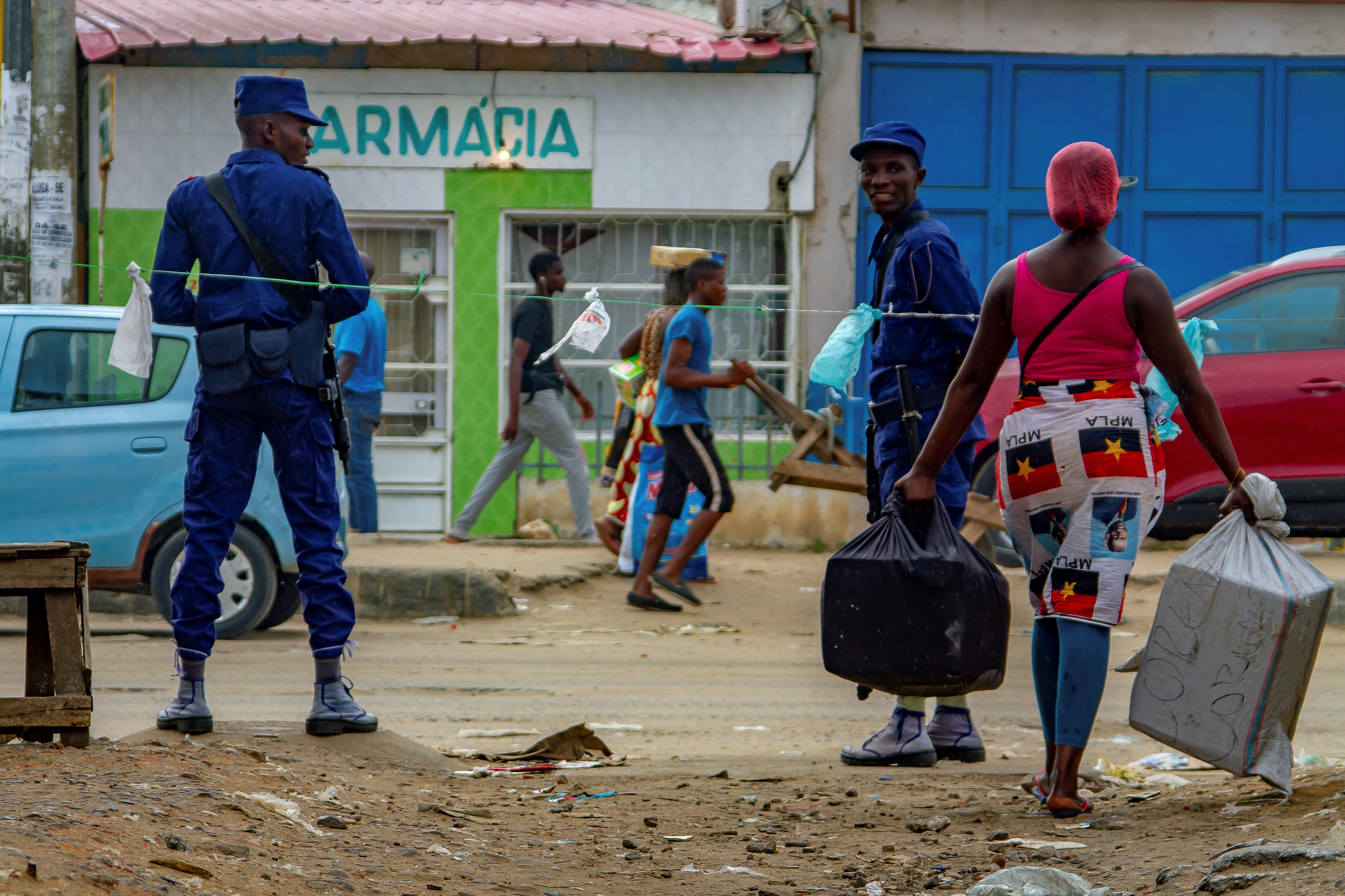 Angola, policija