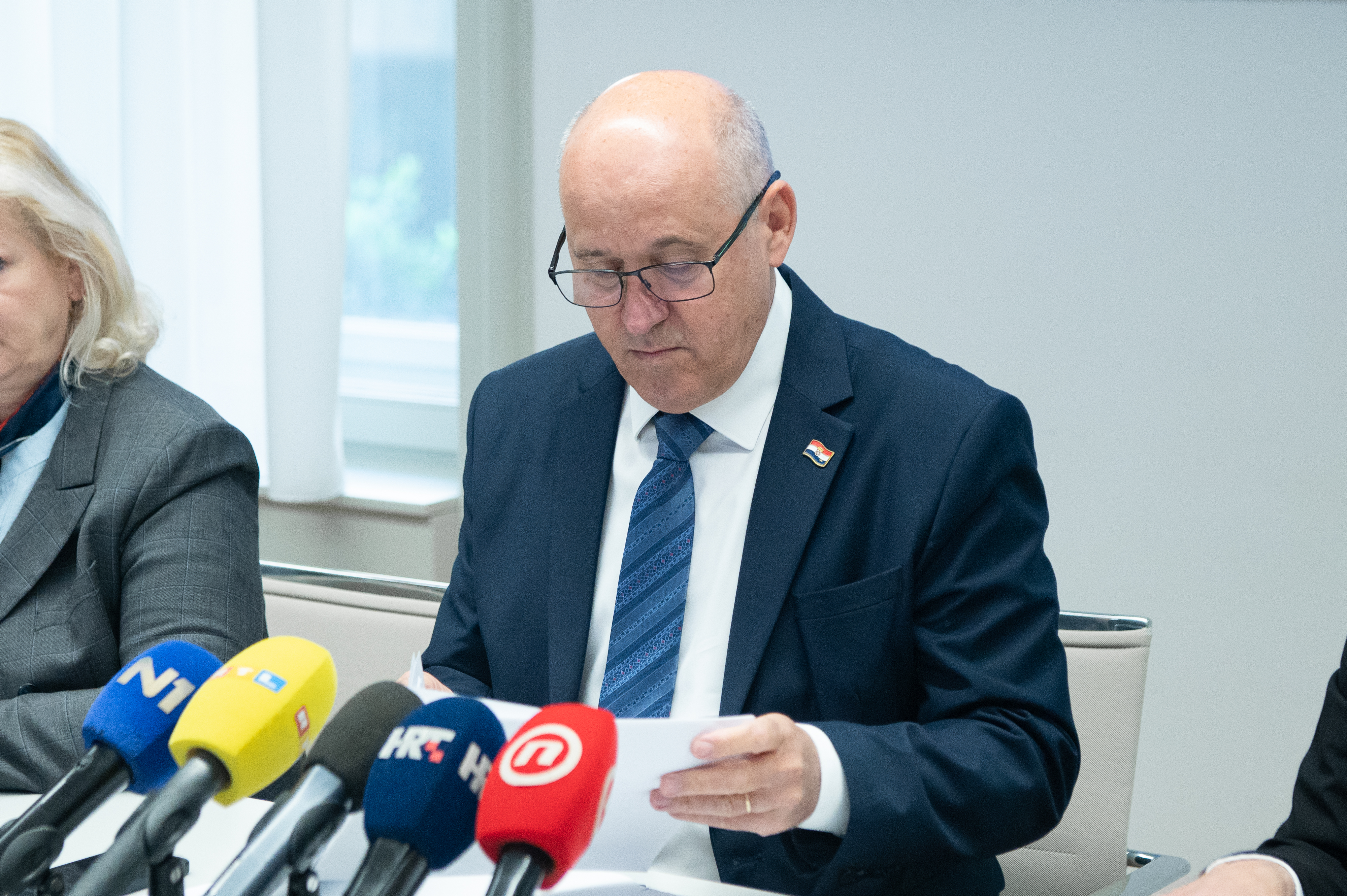 Ministarstvo prostornoga uredenja, graditeljstva i državne imovine, Zagreb – Potpredsjednik Vlade i ministar prostornog uredenja, graditeljstva i drzavne imovine Branko Bacic odrzao konferenciju za medije. Photo: Luka Antunac/PIXSELL