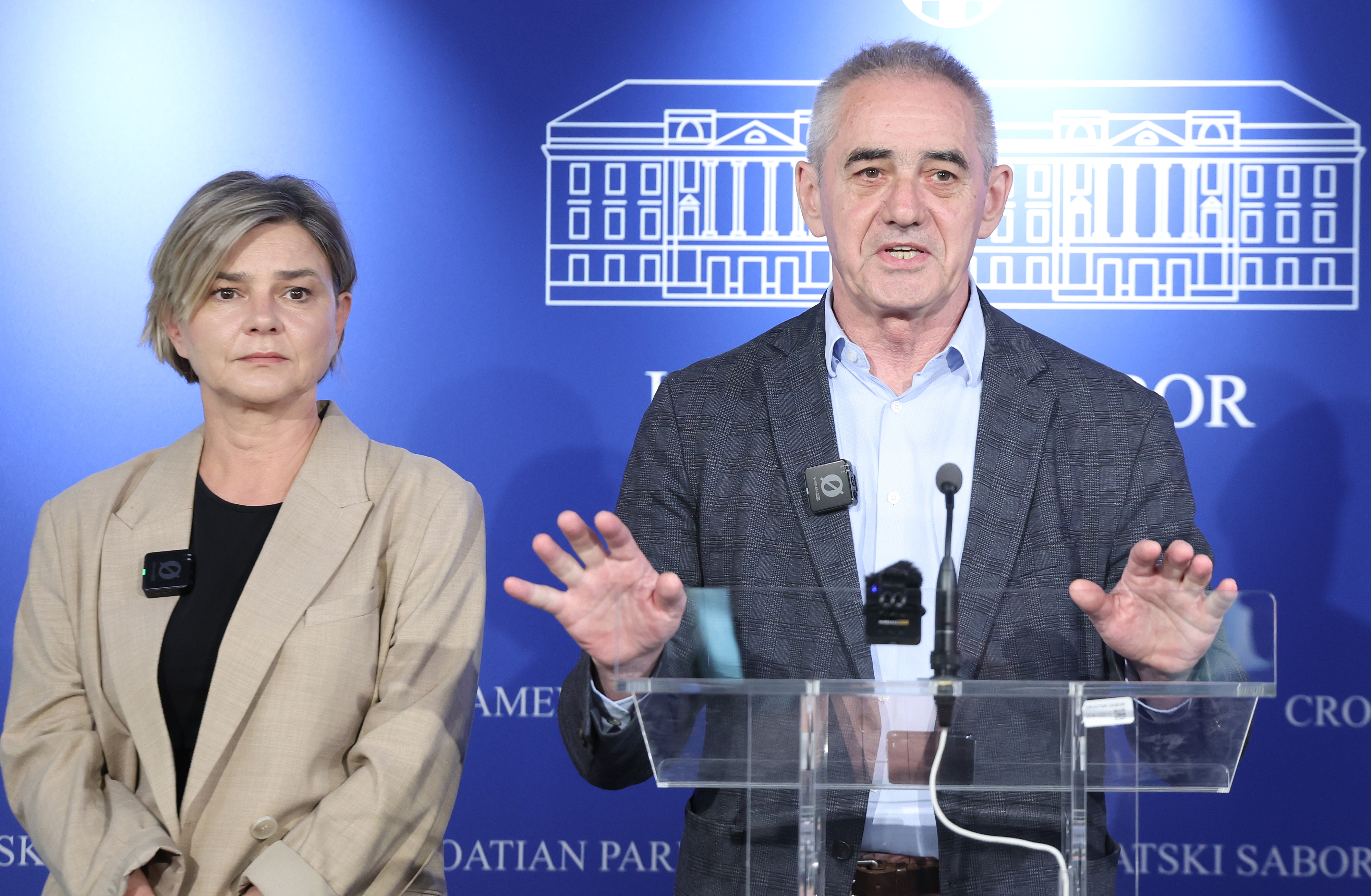 26.05.2026., Zagreb - Nastavak 10. sjednice Hrvatskoga sabora. Konferencija za medije Kluba zastupnika Mozemo!. Sandra Bencic i Damir Bakic Photo: Sanjin Strukic/PIXSELL
