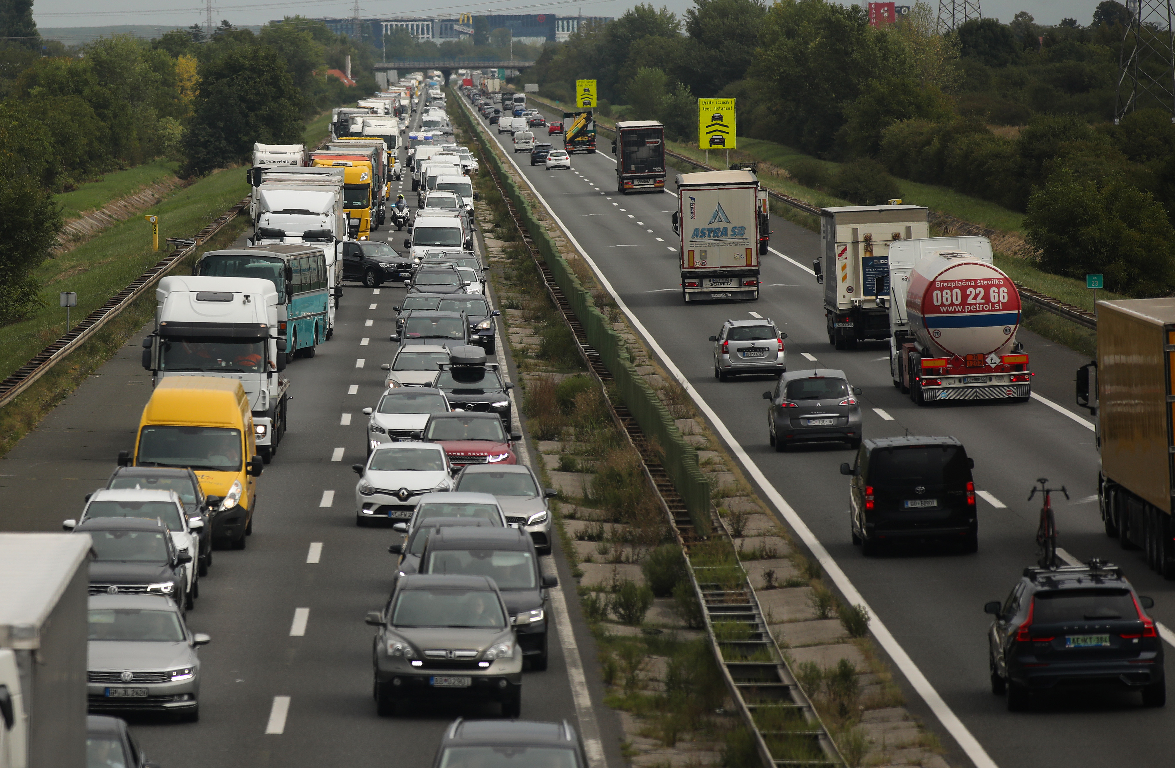 21.08.2025., Zagreb - Guzva na obilaznici . Photo: Emica Elvedji/PIXSELL