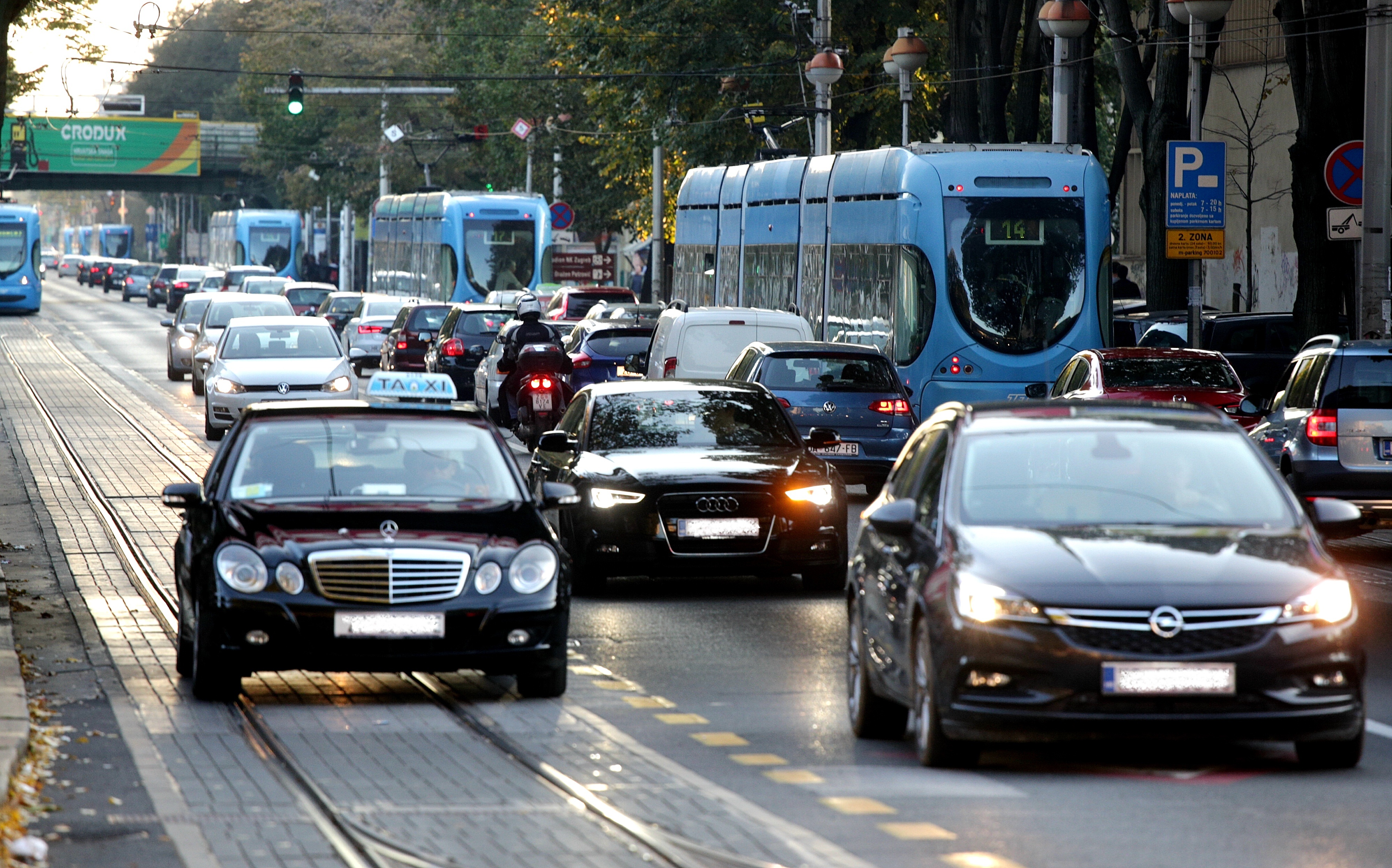 12.10.2017., Zagreb - Zbog nestanka struje u centru grada tramvajski promet bio je obustavljen. Photo: Zarko Basic/PIXSELL