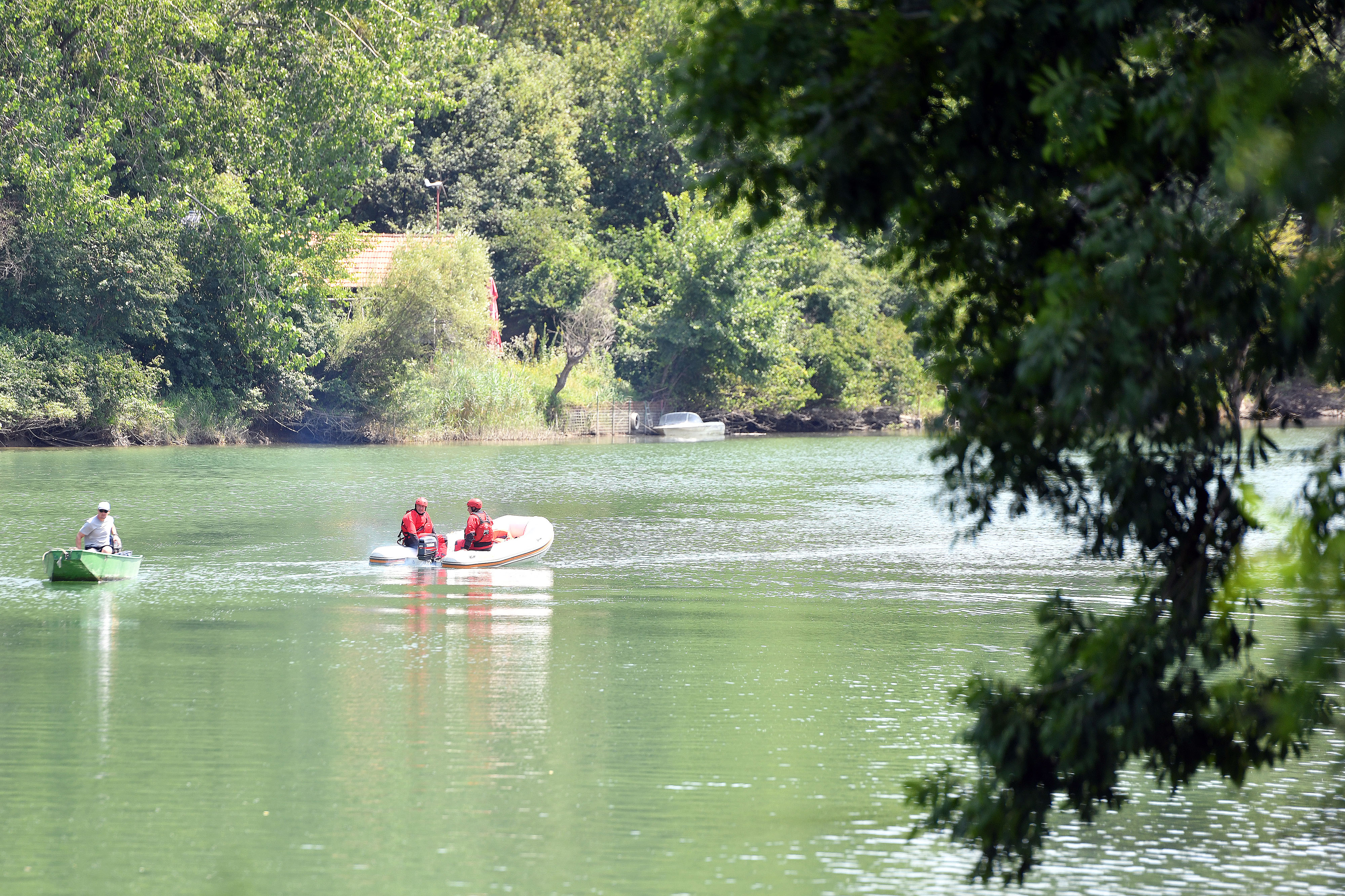 15.07.2024., Varazdin- Potraga za vozilom koje je sletjelo u rijeku Dravu. Photo: Vjeran Zganec Rogulja/PIXSELL