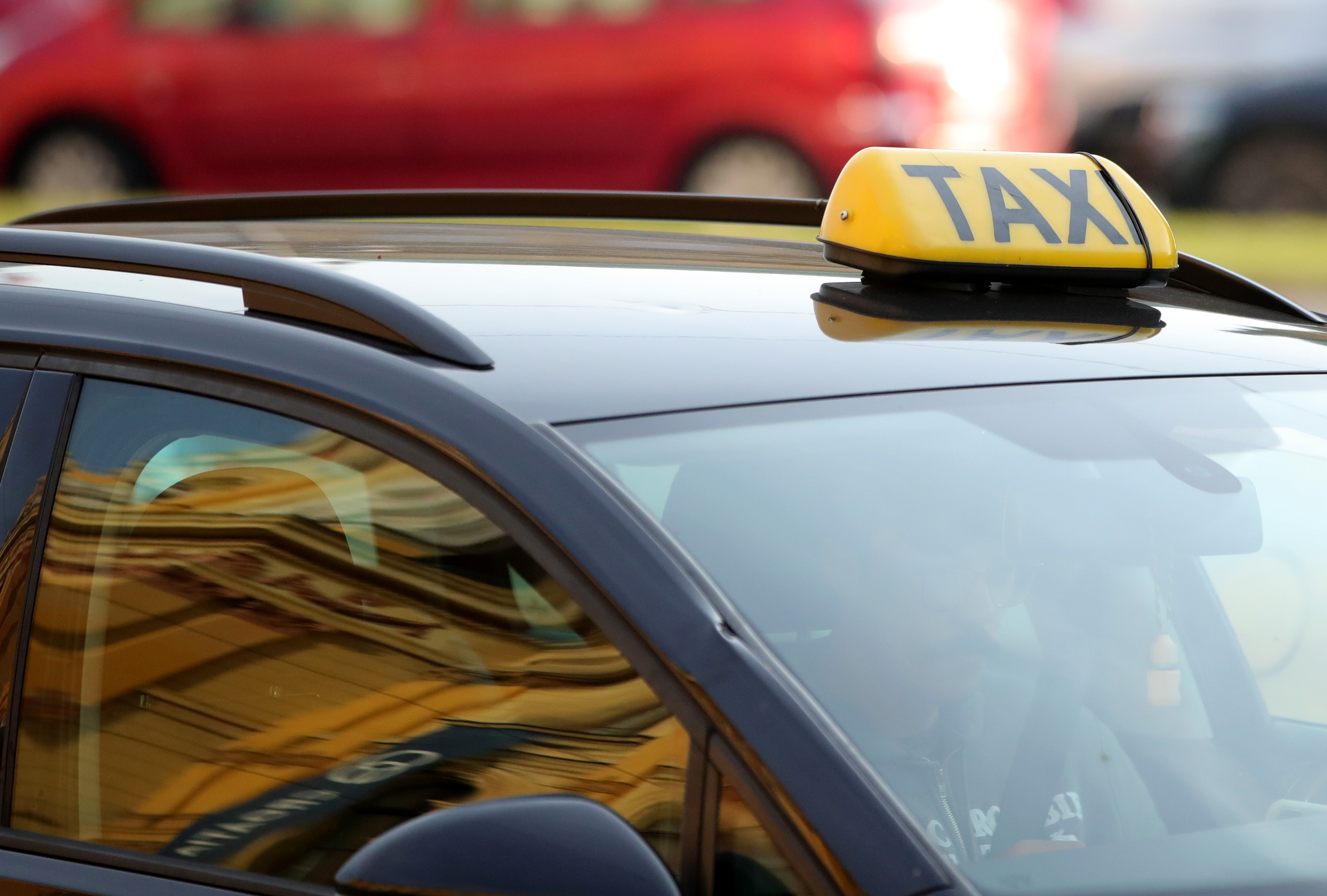 18.10.2021., Zagreb - Zbog kasnjenja isplate placa vozaci Ubera krenuli su s bojkotom aplikacije u sto je ukljuceno oko 2000 vozaca Ubera. Photo: