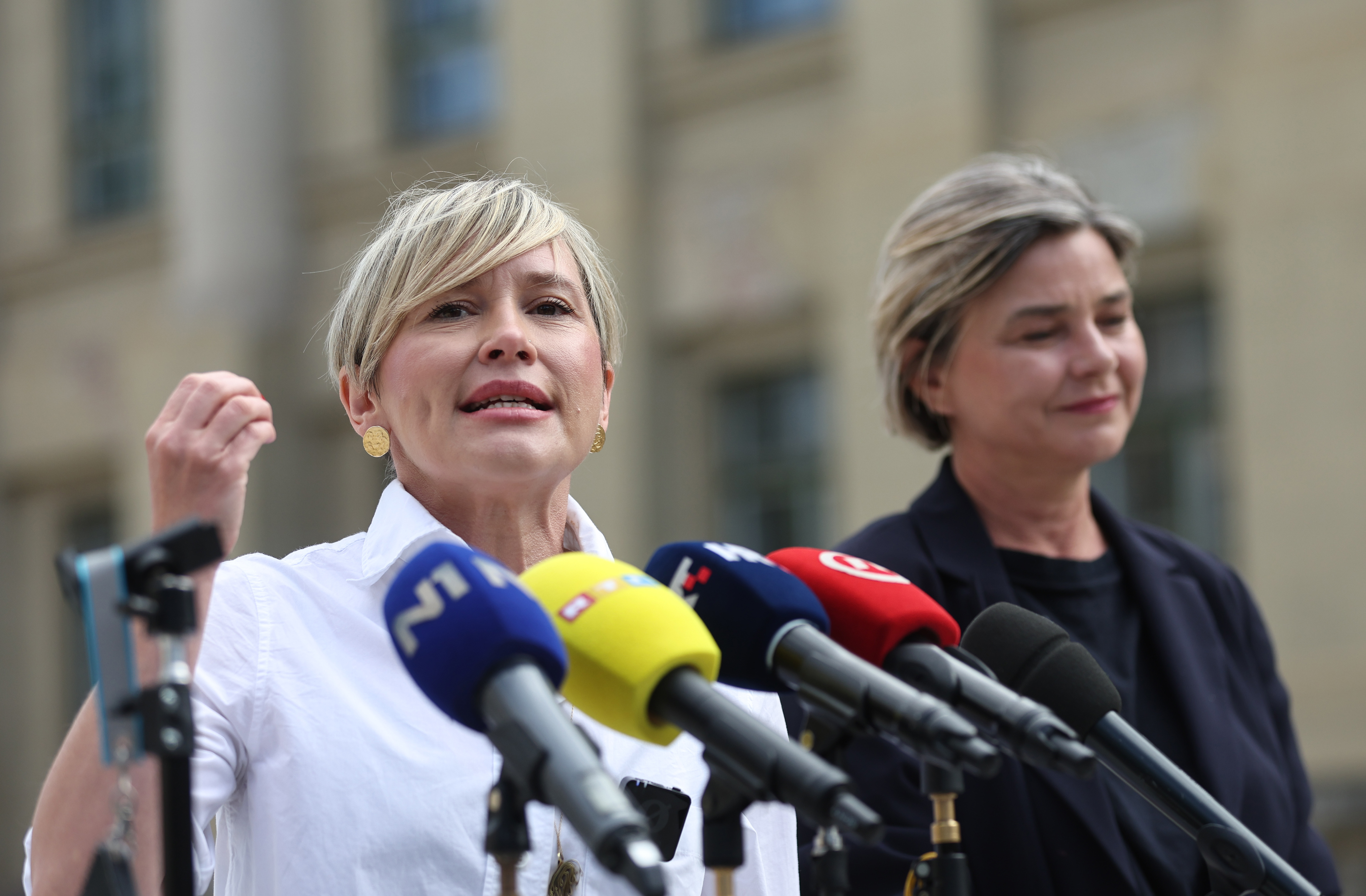 Saborska zastupnica iz stranke Možemo! Ivana Kekin održat će konferenciju za medije o novostima u kampanji "Javno zdravstvo DA, Medikol NE!" i do sada prikupljenom broju potpisa građana na štandovima diljem Hrvatske