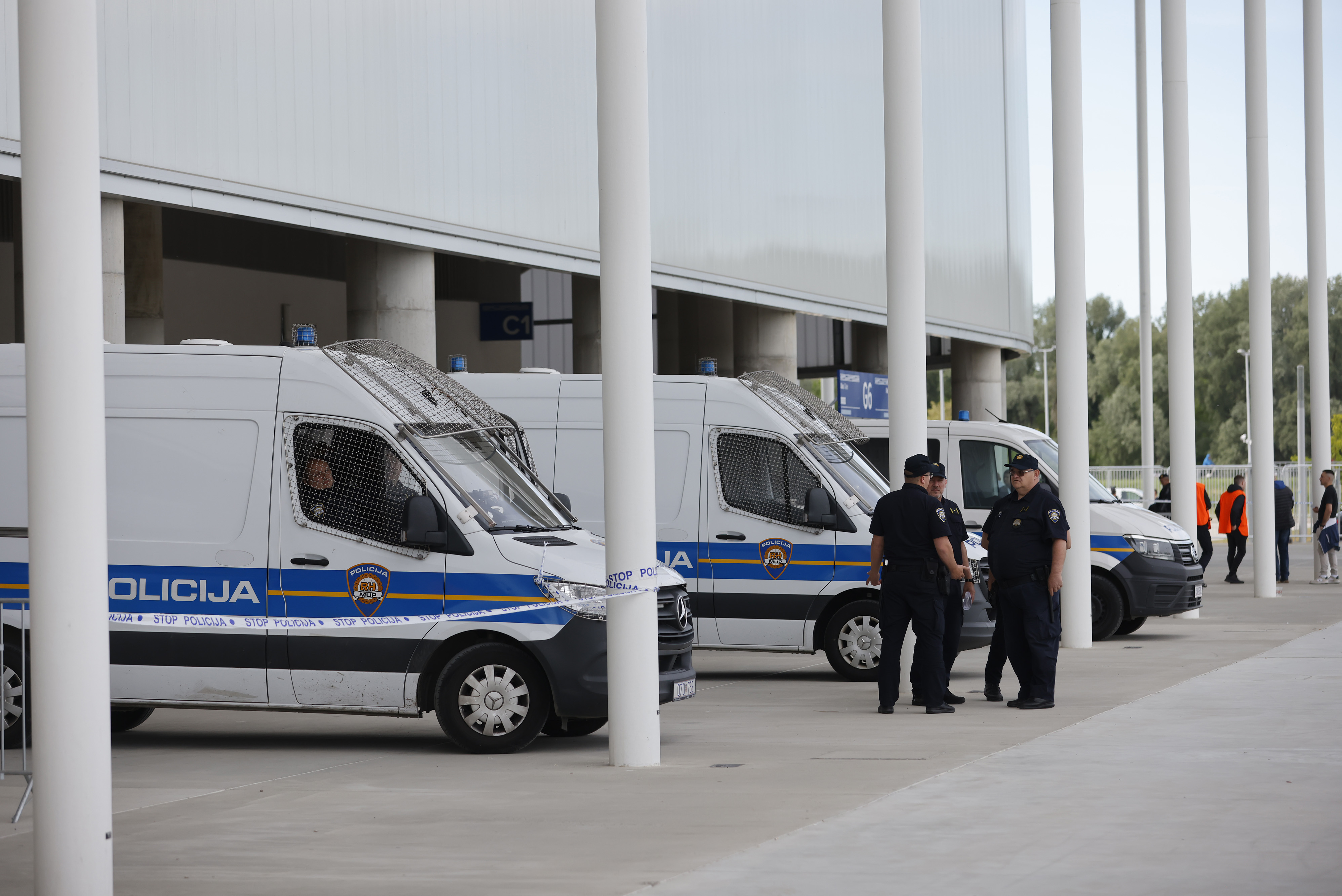 13.05.2026., Opus Arena, Osijek - SuperSport Hrvatski nogometi kup, finale, GNK Dinamo - HNK Rijeka. Navijaci Dinama dolaze na stadion. Photo: Davor Javorovic/PIXSELL