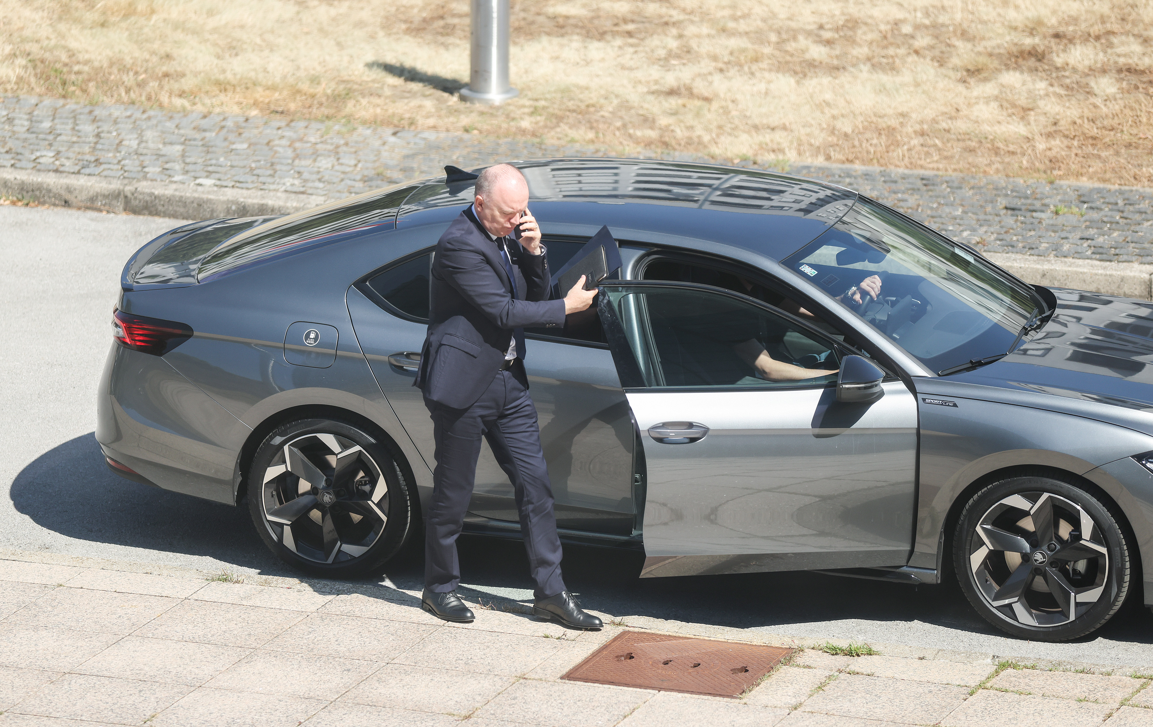 09.07.2026., Zagreb - Dolazak clanova Vlade na 183. sjednica Vlade Republike Hrvatske u Nacionalnu i sveucilisnu knjiznicu. ministar demografije i useljenistva Ivan Sipic Photo: Emica Elvedji/PIXSELL