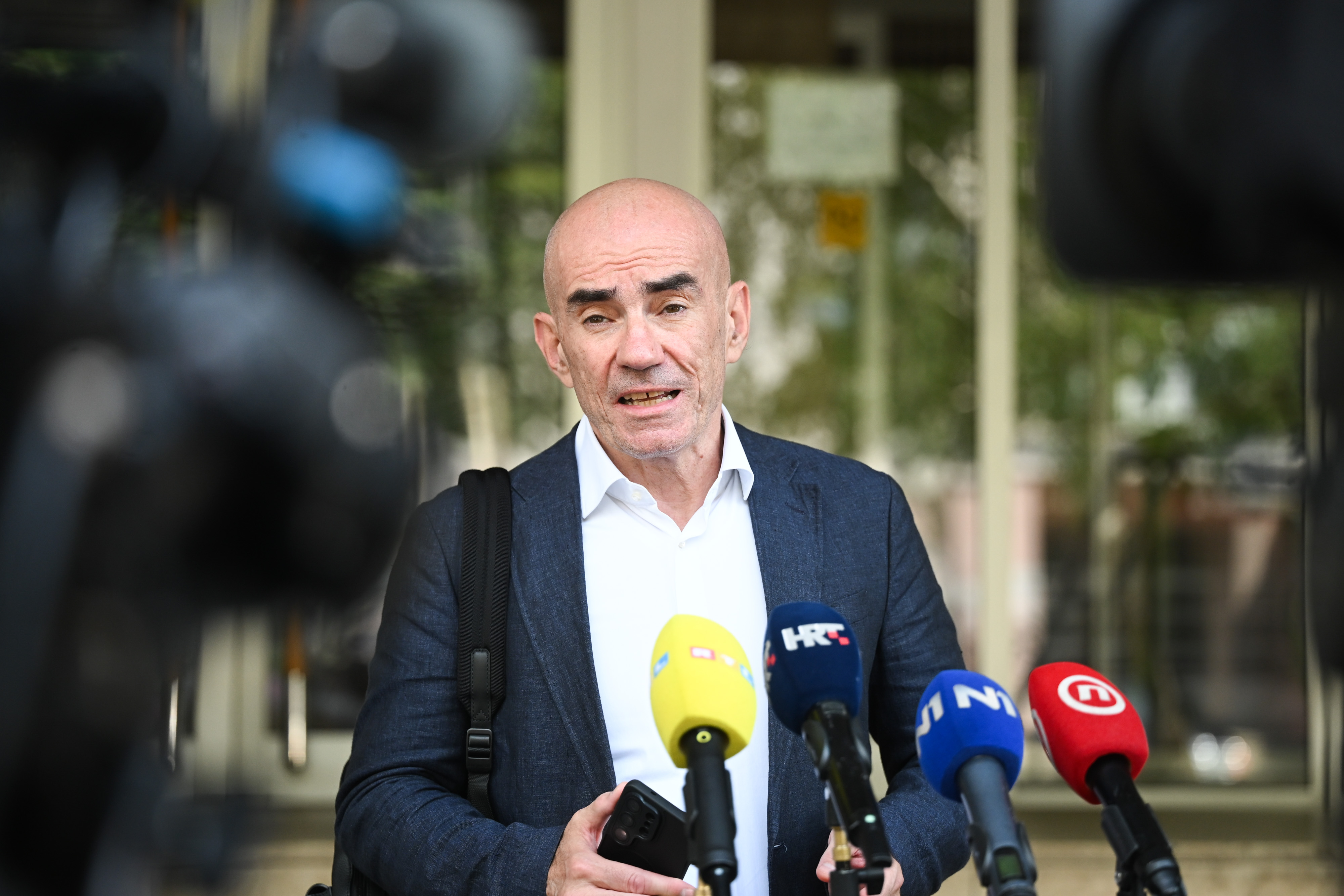 14.07.2026., Zagreb - Odvjetnik Ljubo Pavasovic Viskovic daje izjavu medijima nakon ispitivanja Nede Livljanic u USKOK-u. Photo: Lucija Ocko/PIXSELL
