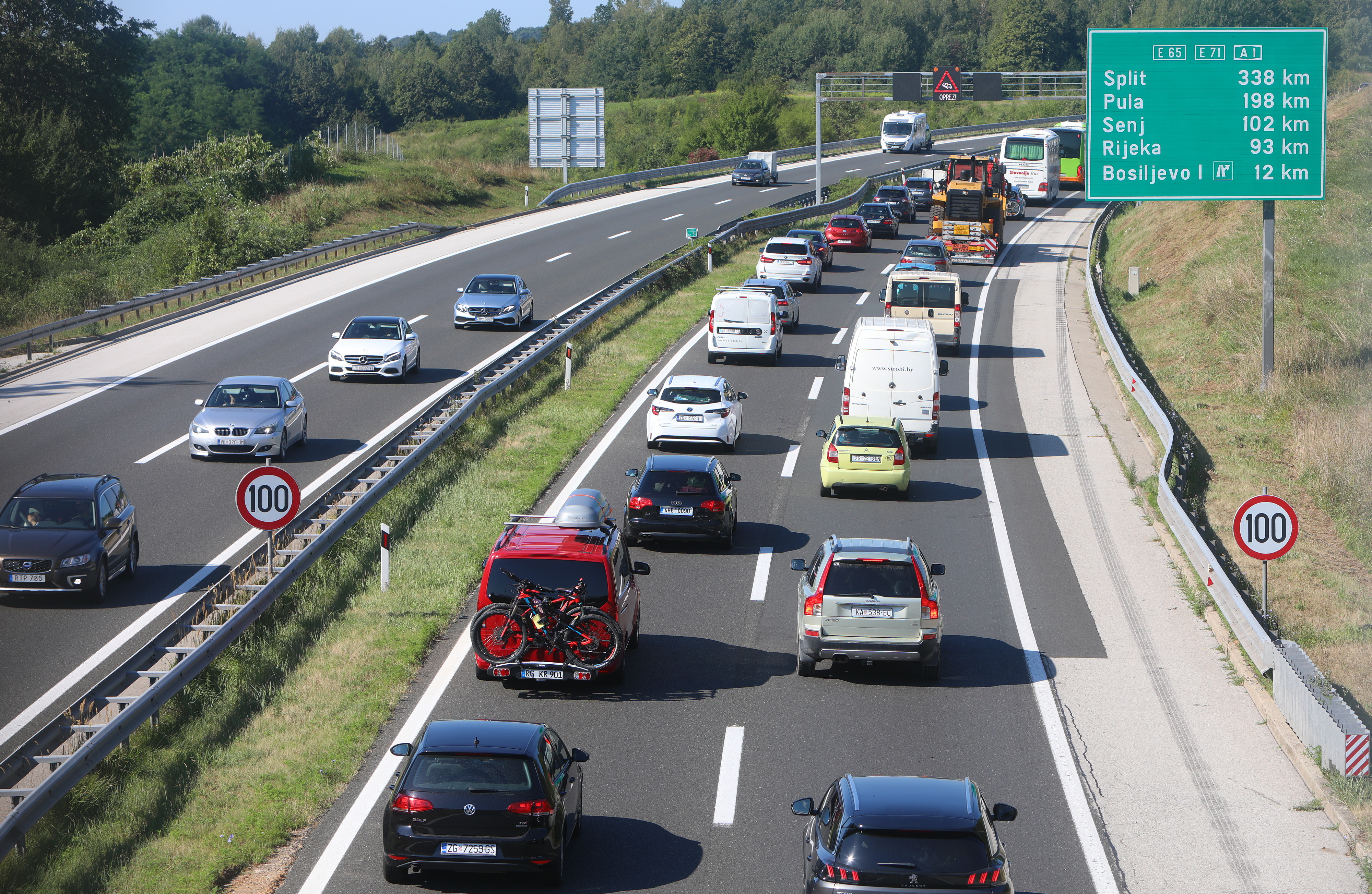 18.01.20201., Novigrad na Dobri - Gust promet na autocesti A1 prema moru izmedju Karlovca i cvora Bosiljevo. Photo: Kristina Stedul Fabac/PIXSELL