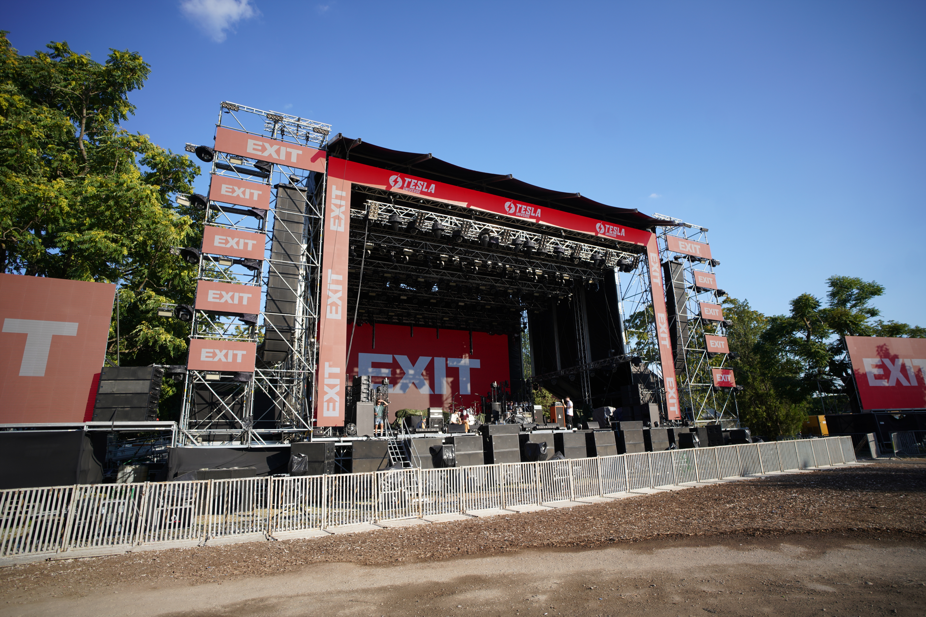 Exit festival. Photo: Milan Maricic/ATAImages07, jul, 2025, Novi Sad - Uoci pocetka nasupa drugog dana 25. Exit festivala na Petrovaradinskoj tvrdjavi. Photo: Milan Maricic/ATAImages Photo: Milan Maricic/ATAImages/PIXSELL